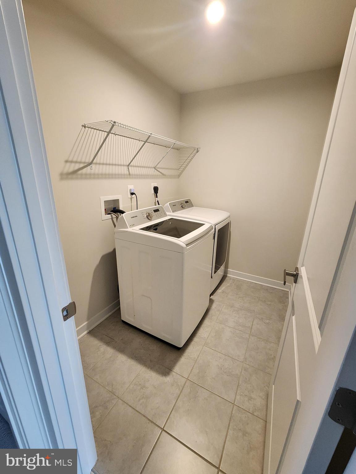 VILLAGE OF TOWNE SQUARE - Residential