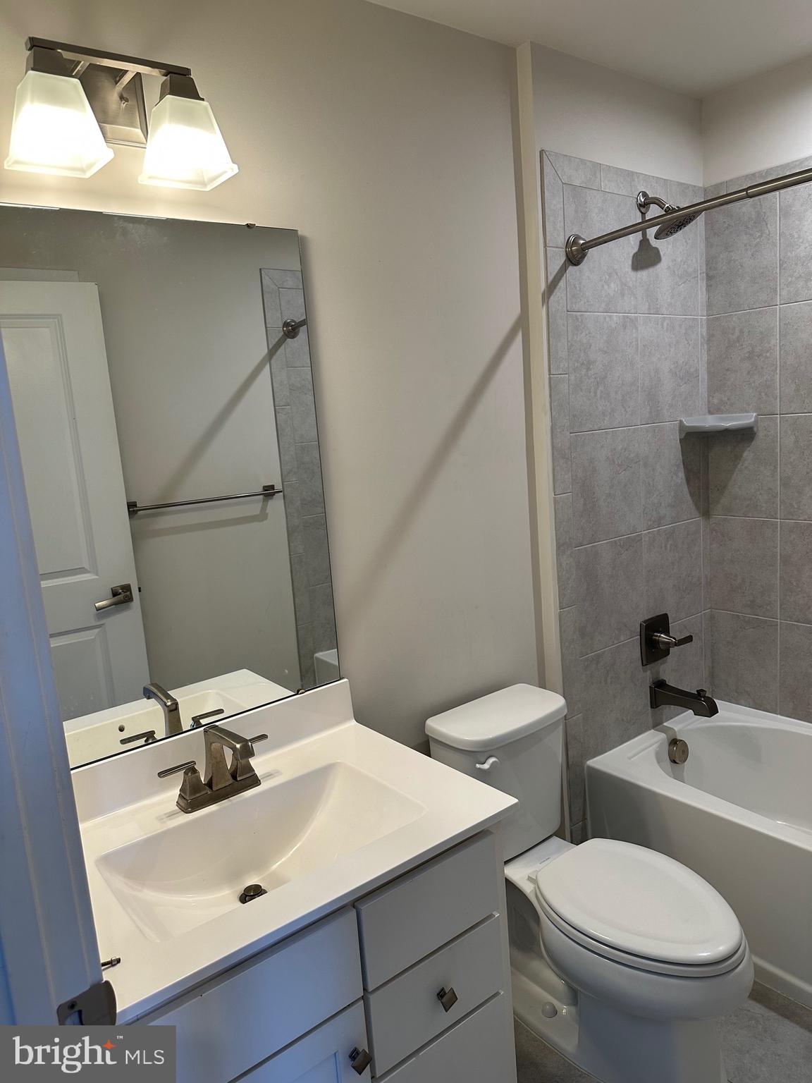 VILLAGE OF TOWNE SQUARE - Residential