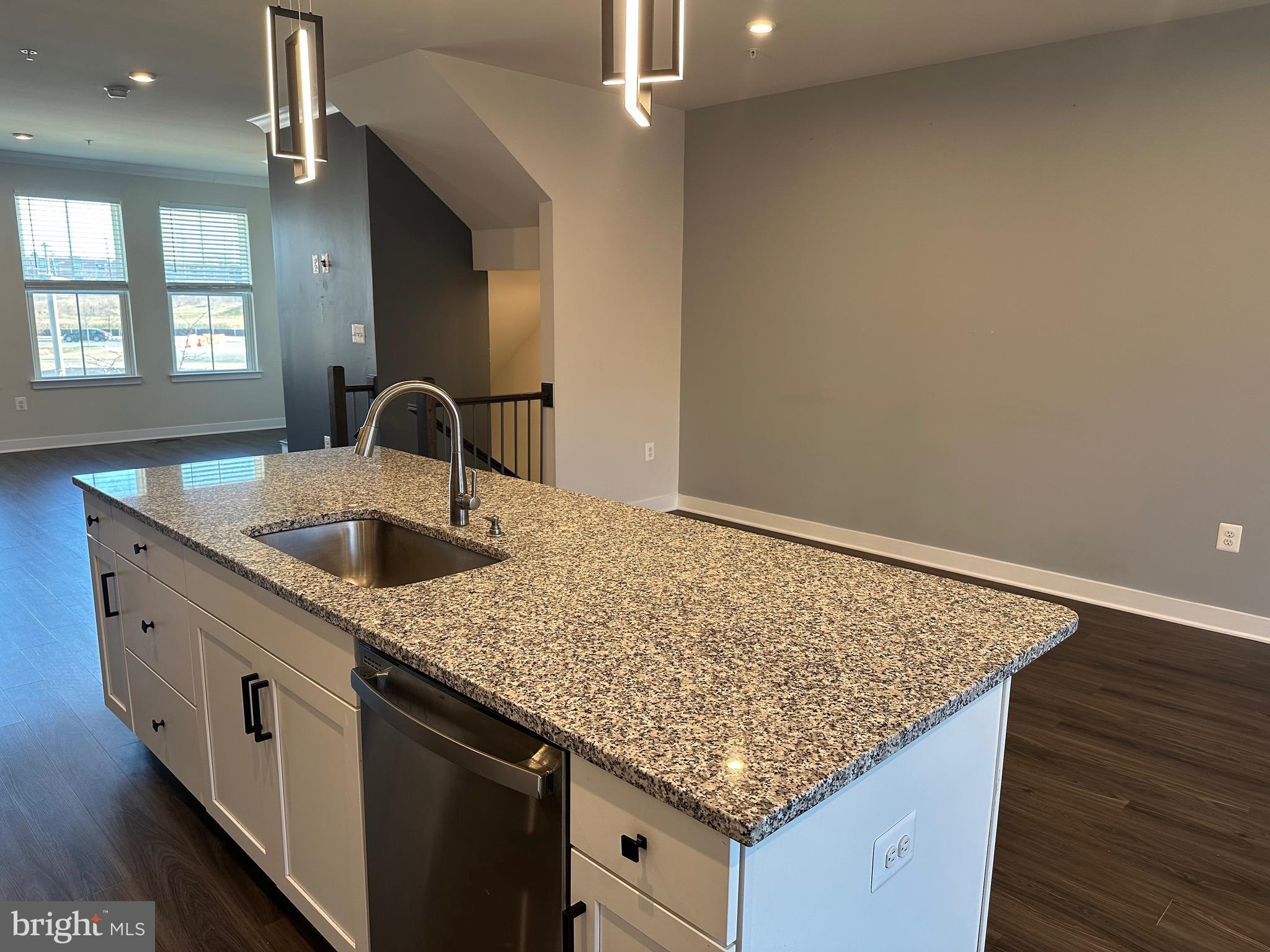 VILLAGE OF TOWNE SQUARE - Residential