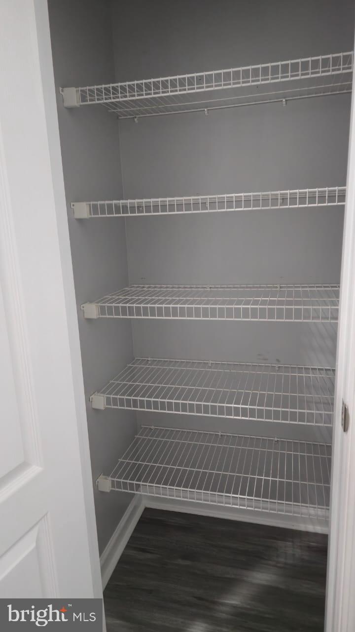 SPRING BANK - Residential Lease