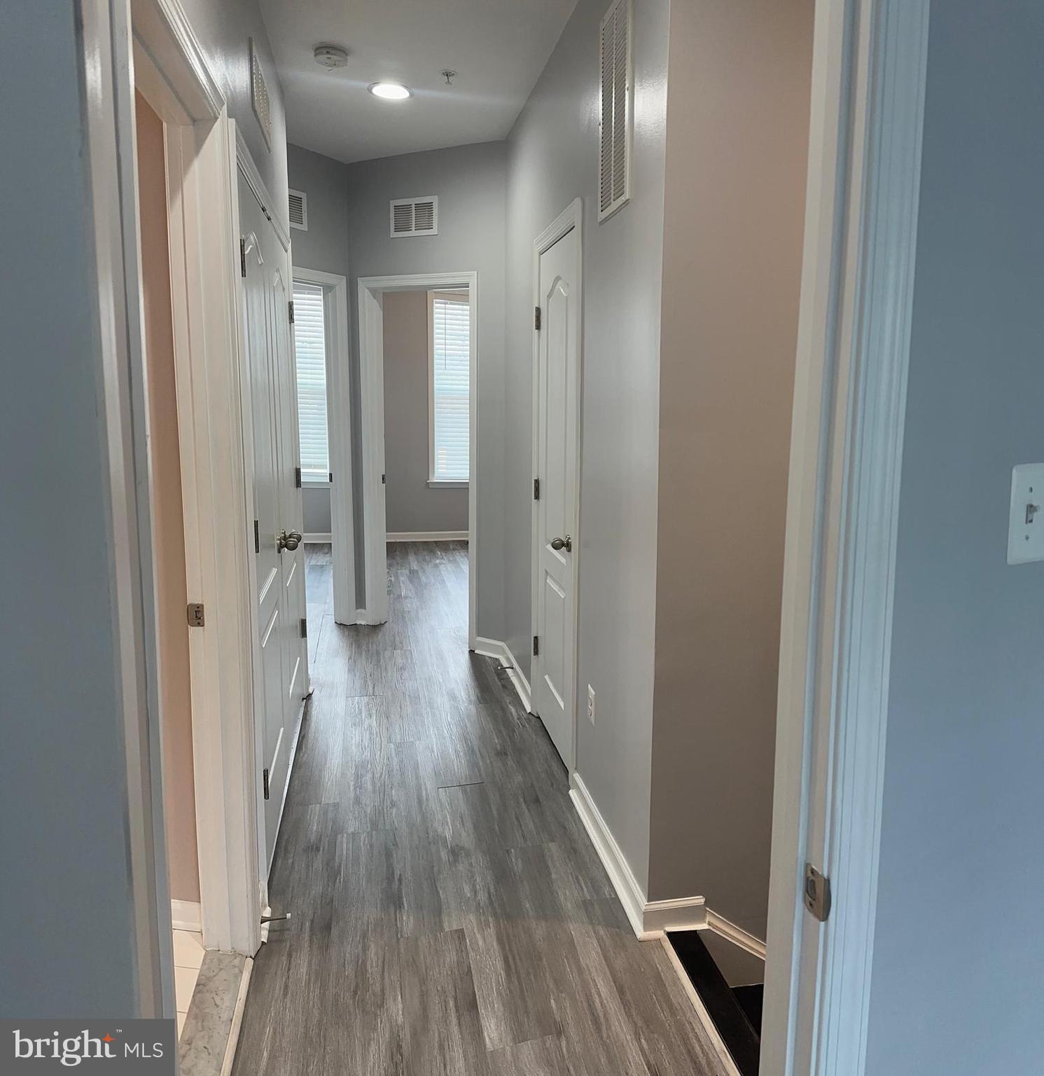 SPRING BANK - Residential Lease