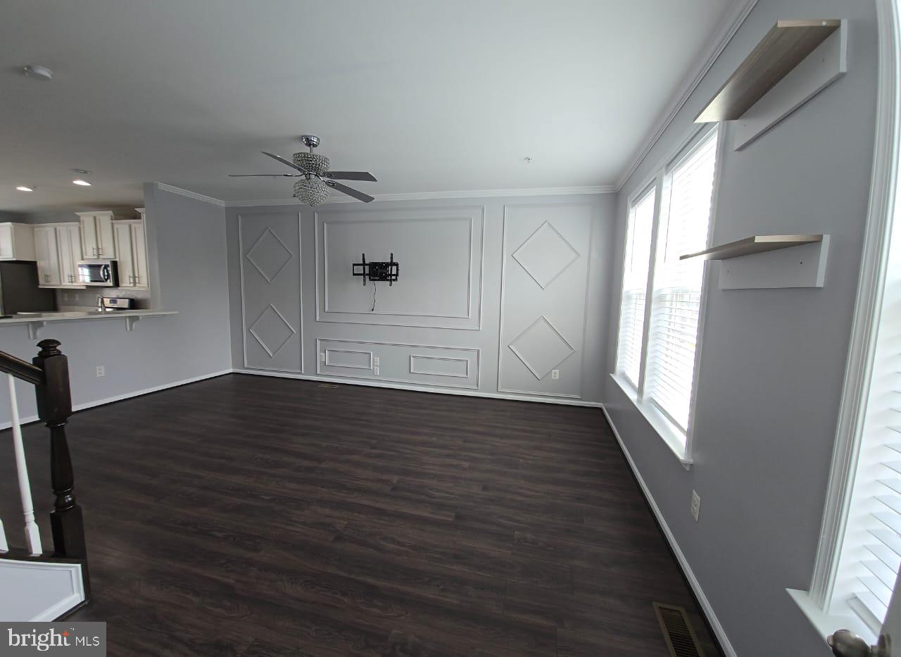 SPRING BANK - Residential Lease