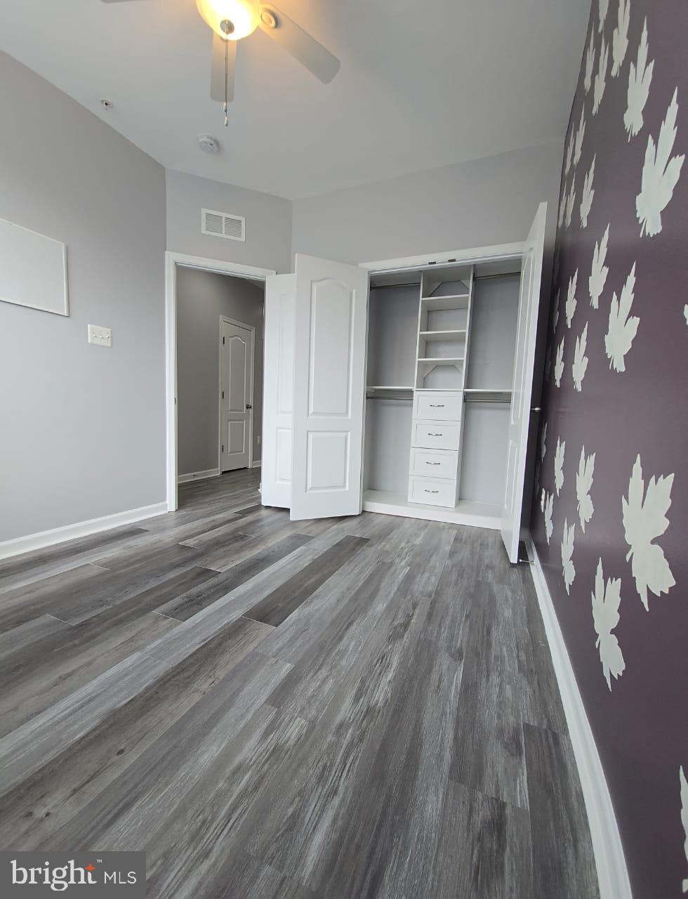 SPRING BANK - Residential Lease