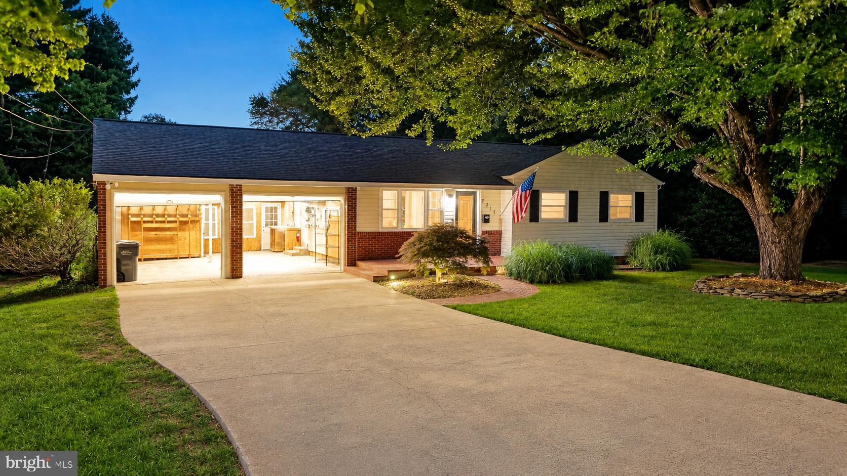 7217 WILBURDALE DRIVE