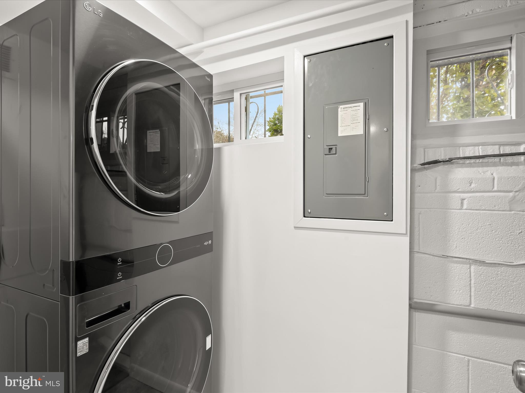 GREEN TREE MANOR - Residential