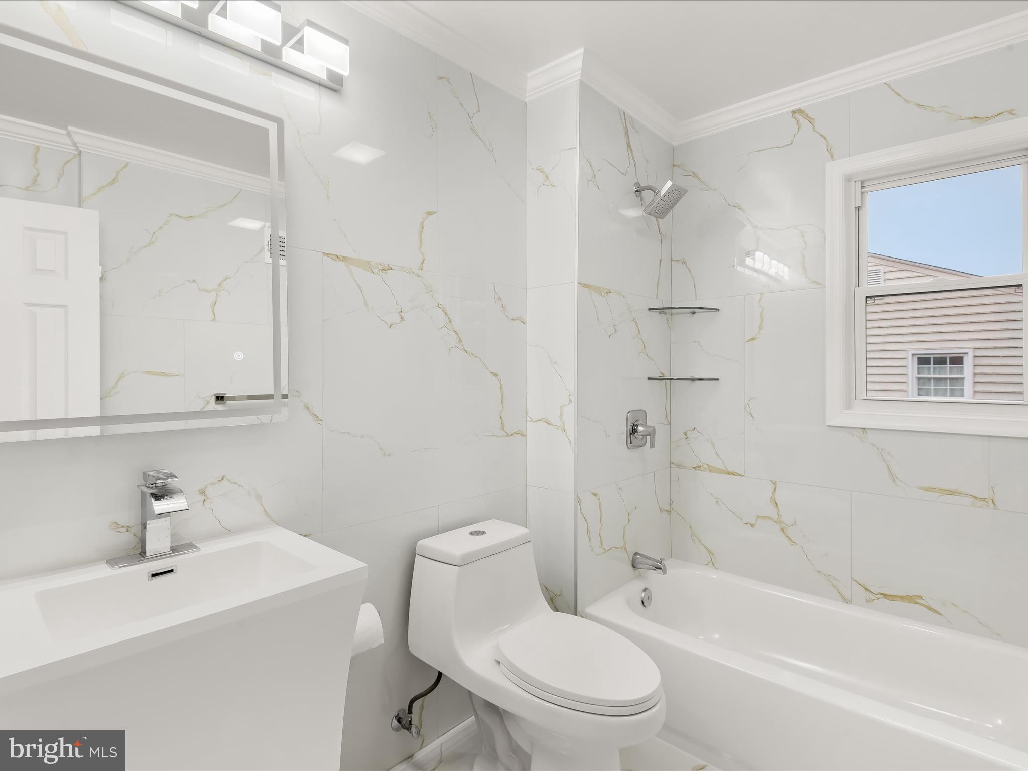 GREEN TREE MANOR - Residential