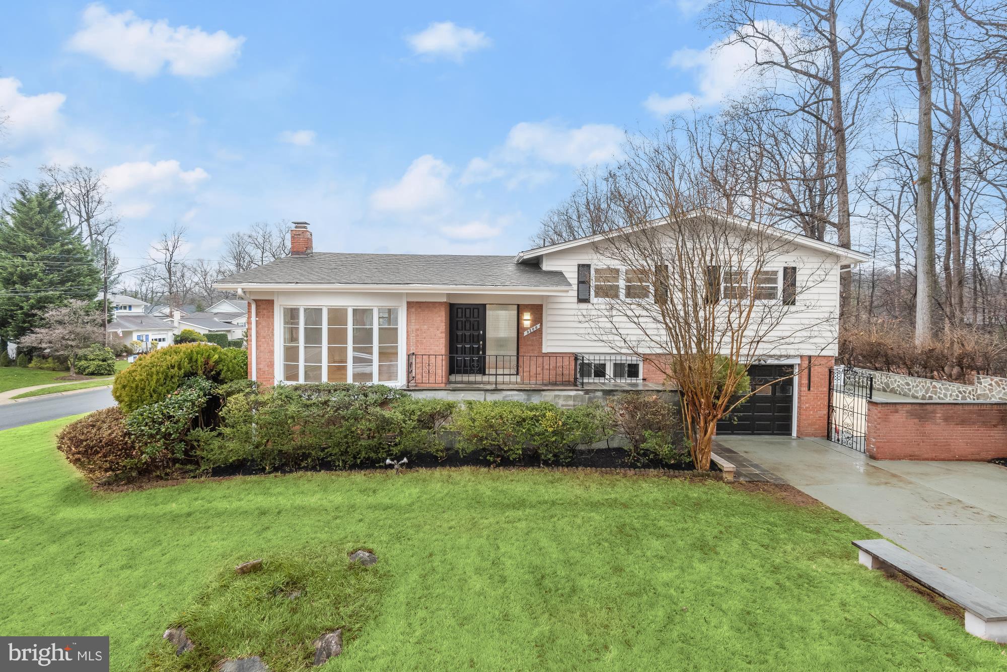 GREEN TREE MANOR - Residential