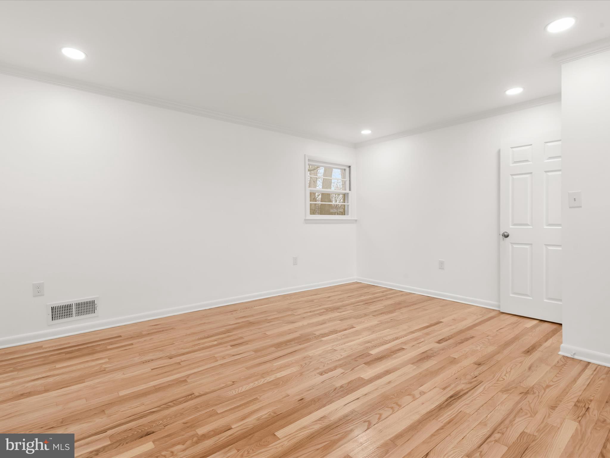 GREEN TREE MANOR - Residential