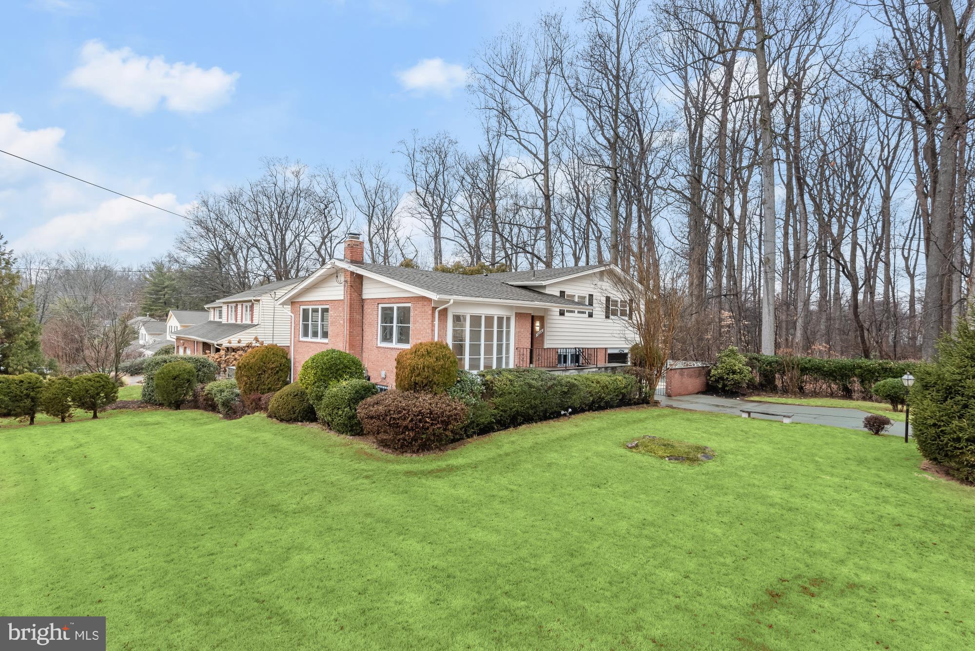 GREEN TREE MANOR - Residential