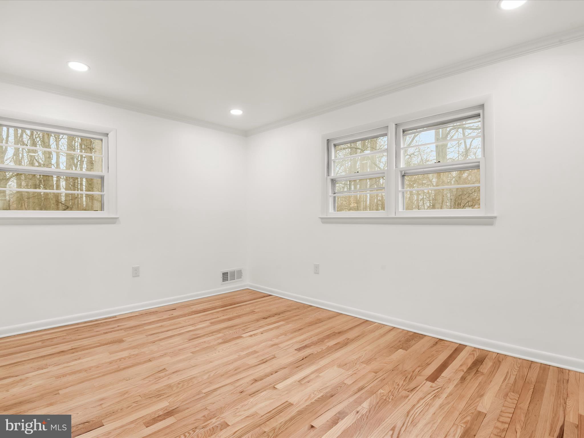 GREEN TREE MANOR - Residential