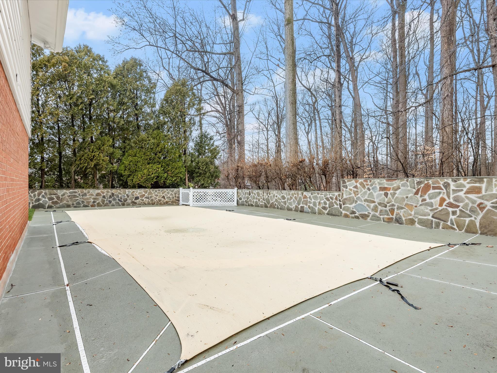 GREEN TREE MANOR - Residential