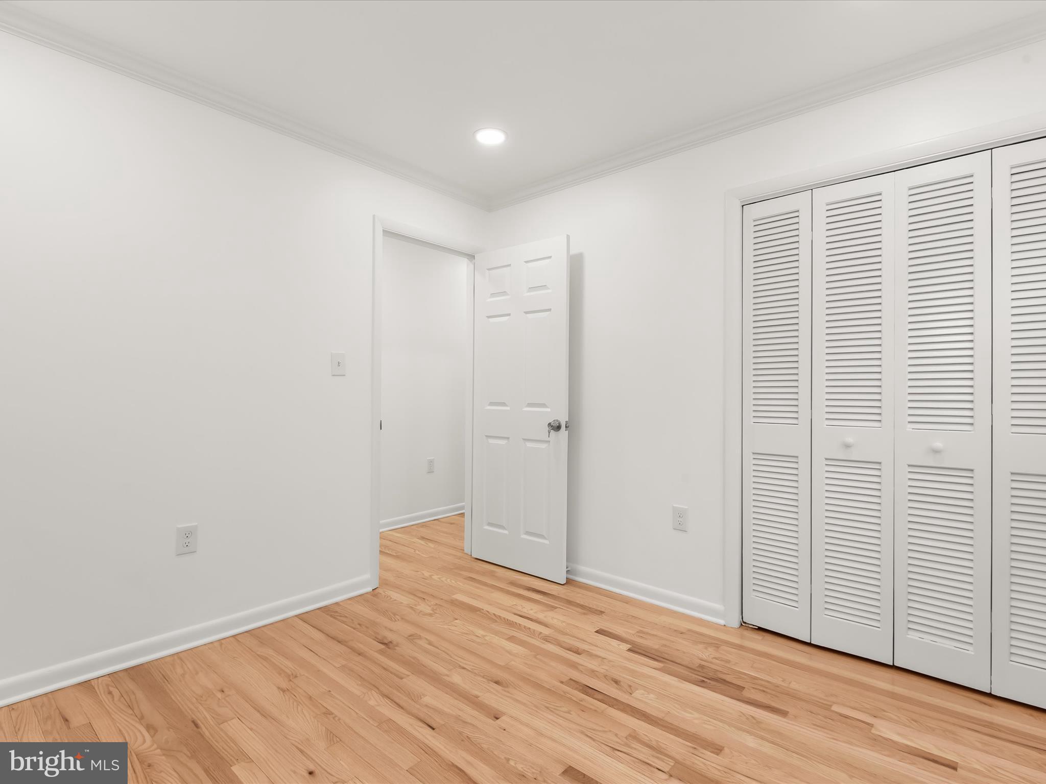 GREEN TREE MANOR - Residential