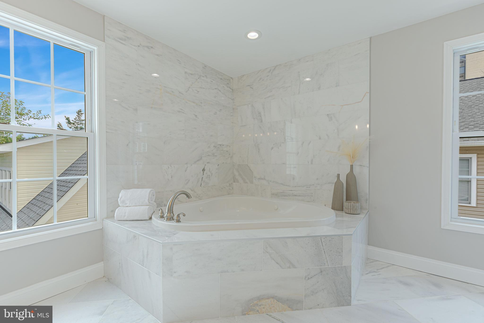 AVON PARK - Residential