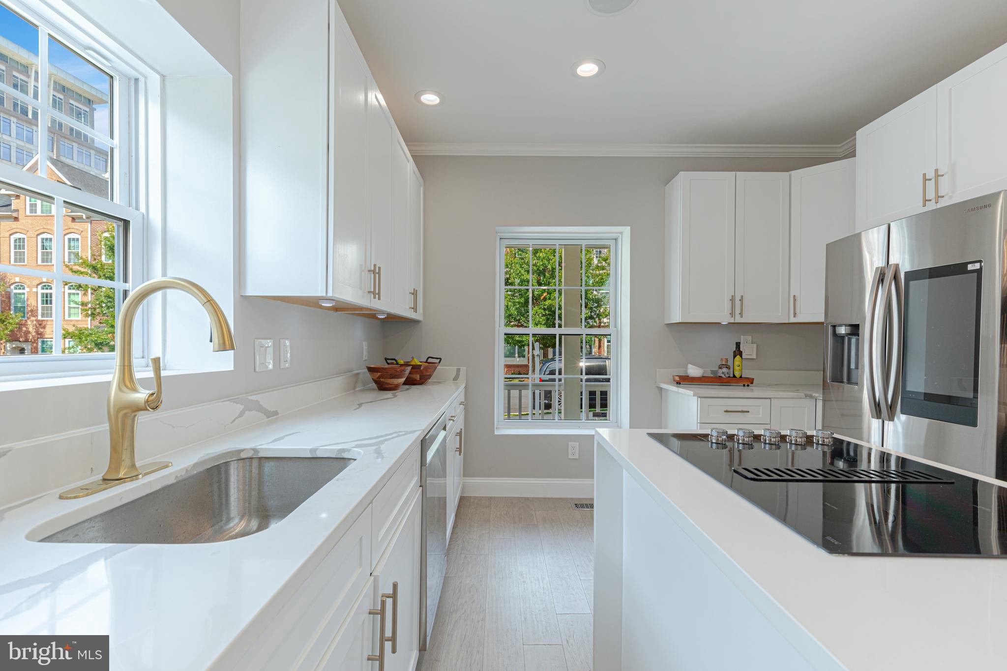 AVON PARK - Residential