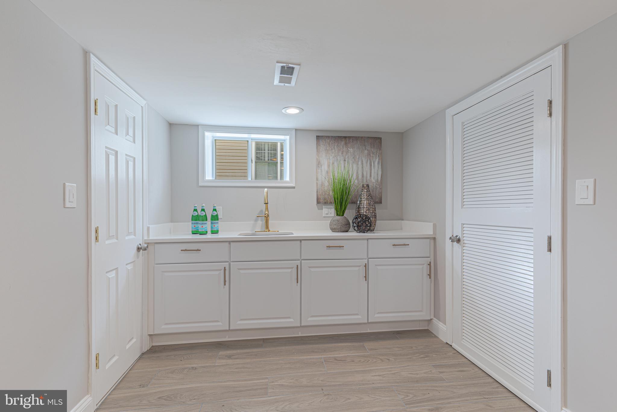 AVON PARK - Residential