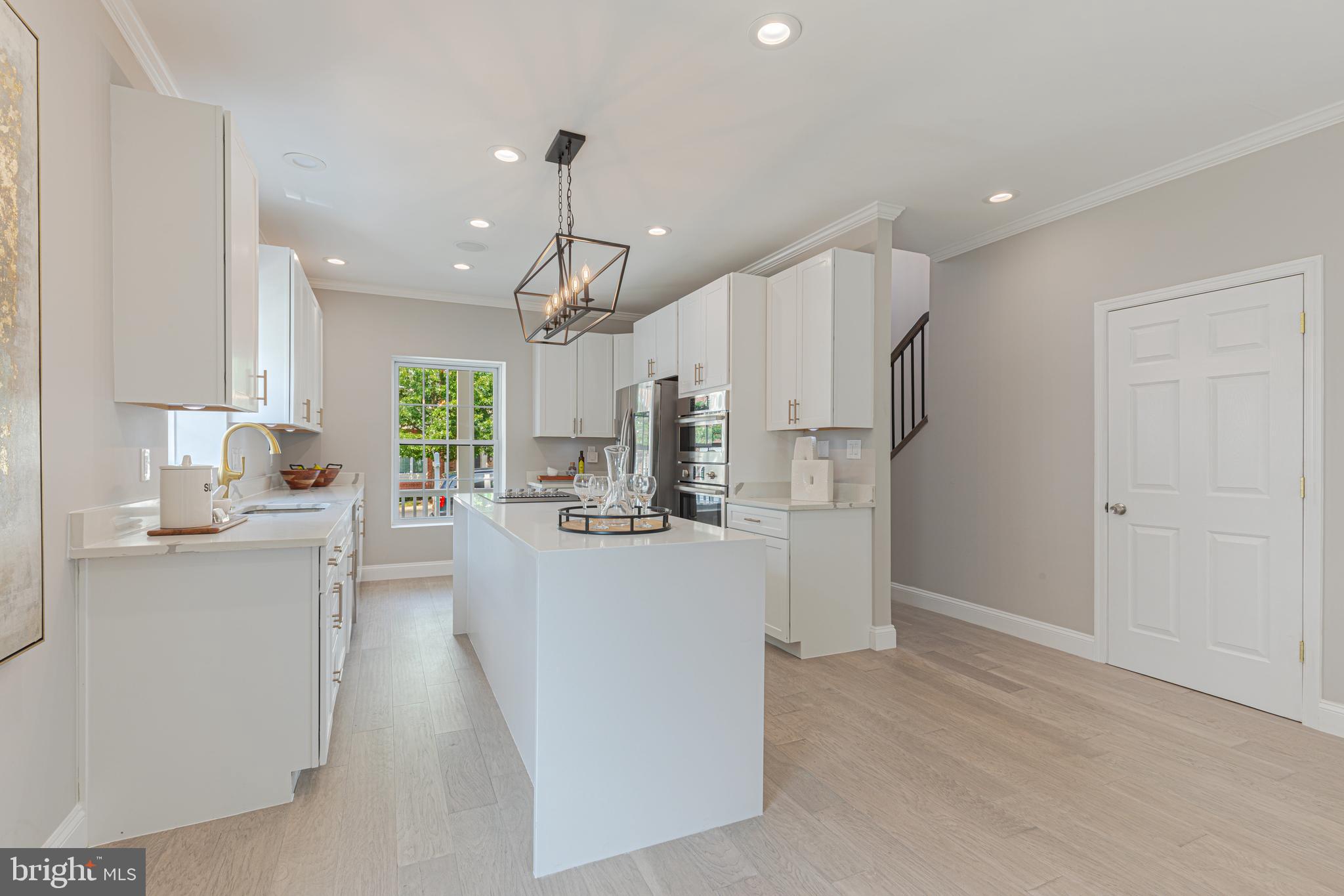 AVON PARK - Residential