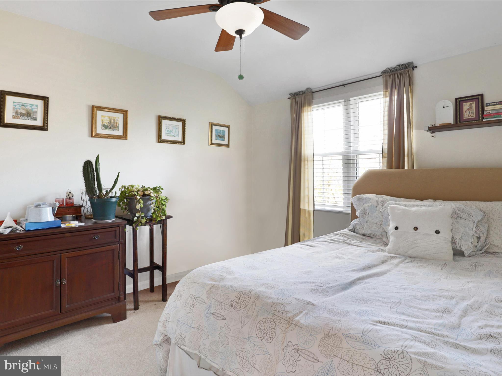 FAIRLINGTON TOWNE - Residential Lease