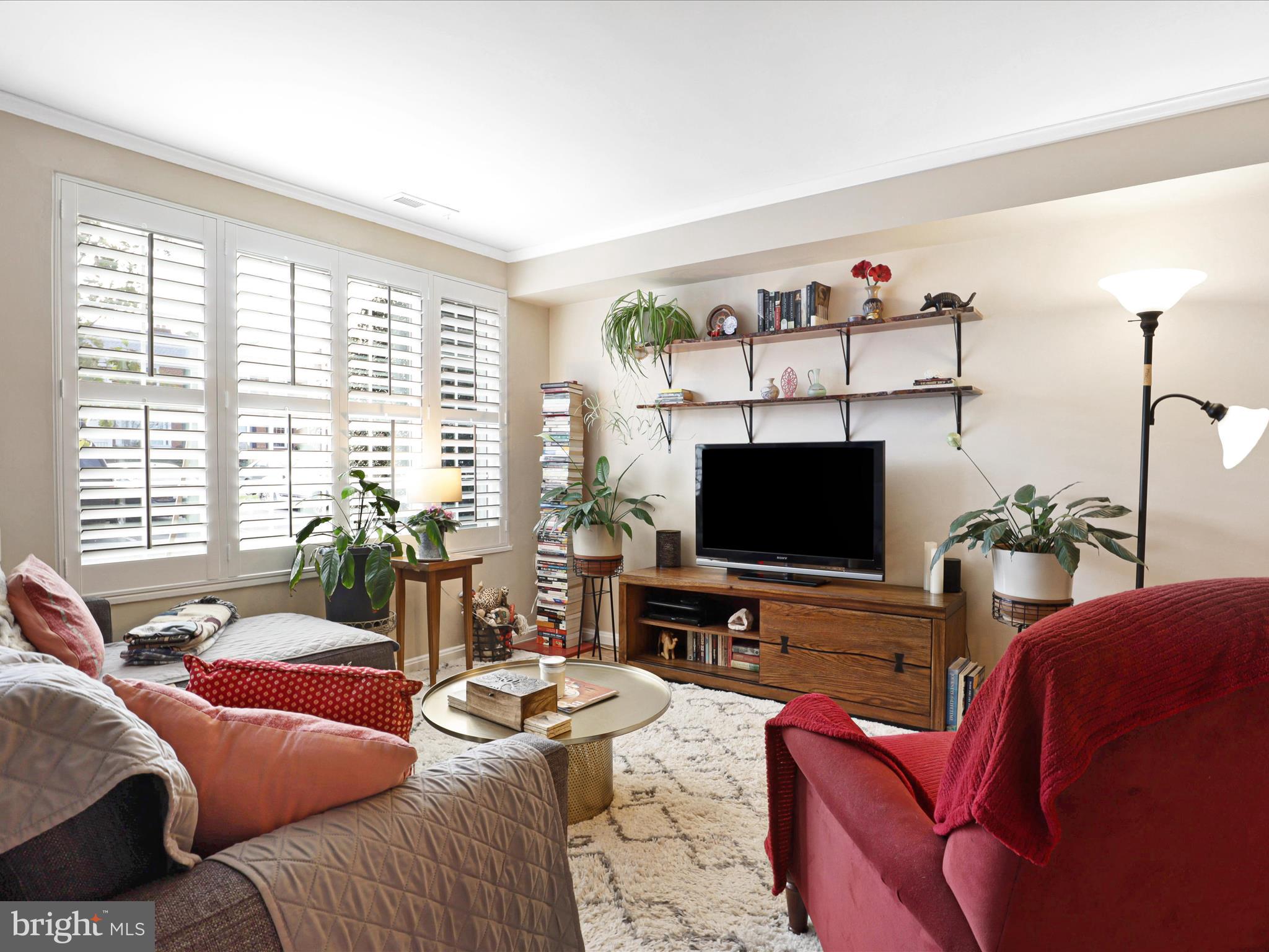 FAIRLINGTON TOWNE - Residential Lease