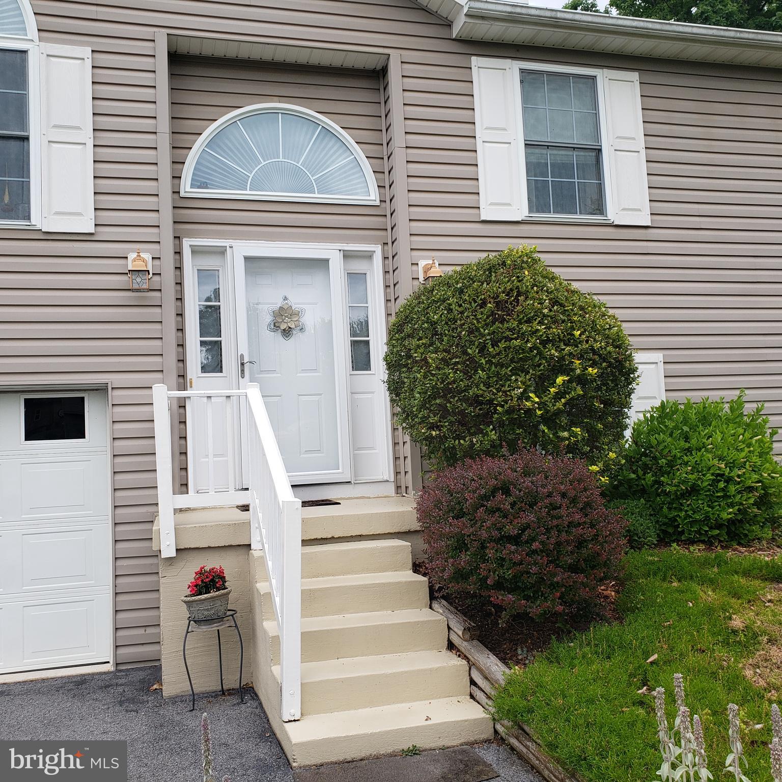 FOREST HEIGHTS - Residential