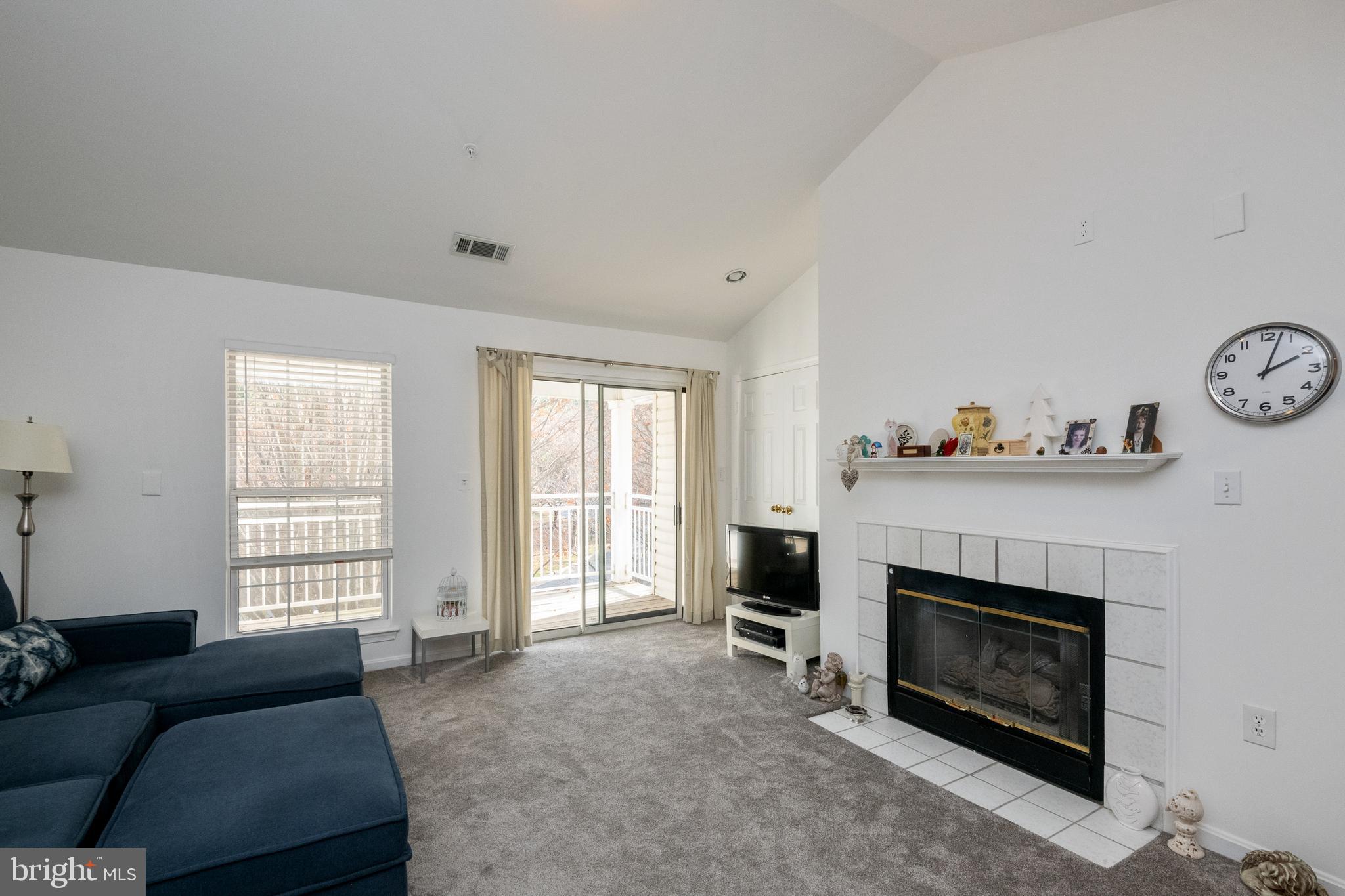 SILVERBROOK FARMS - Residential