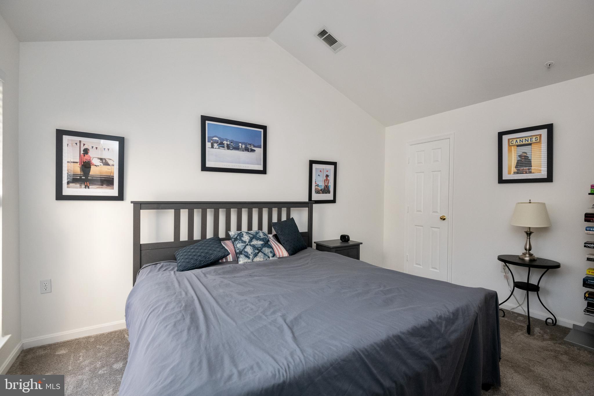 SILVERBROOK FARMS - Residential