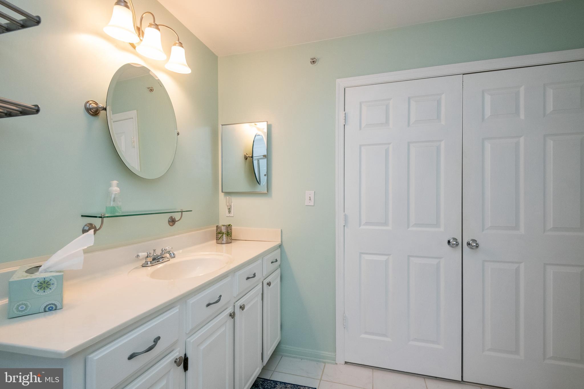 SILVERBROOK FARMS - Residential