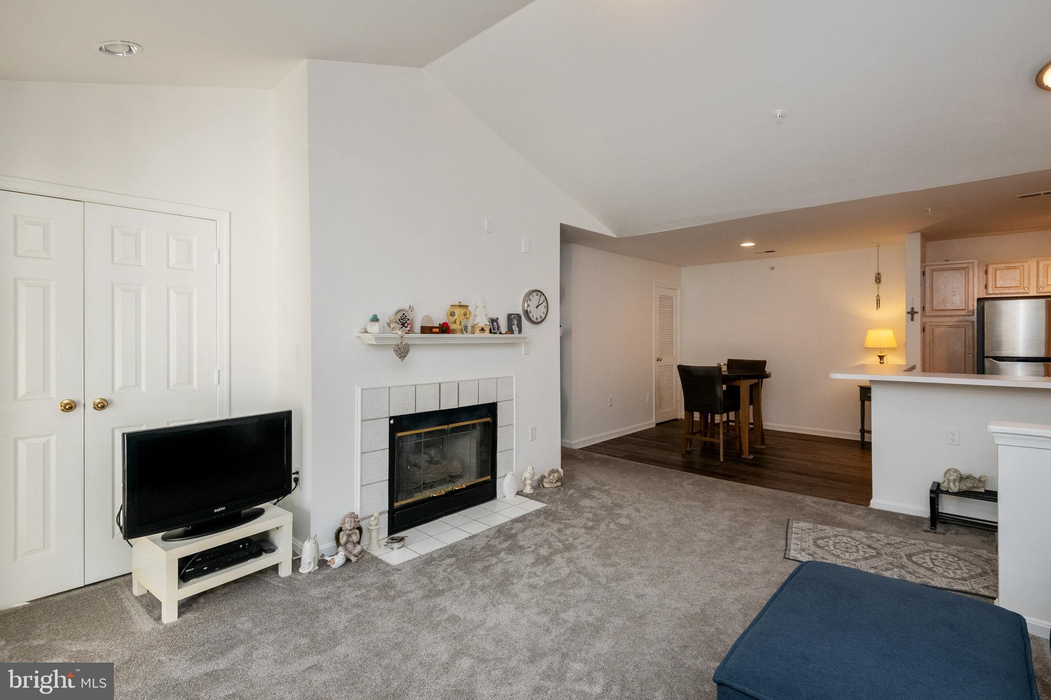 SILVERBROOK FARMS - Residential