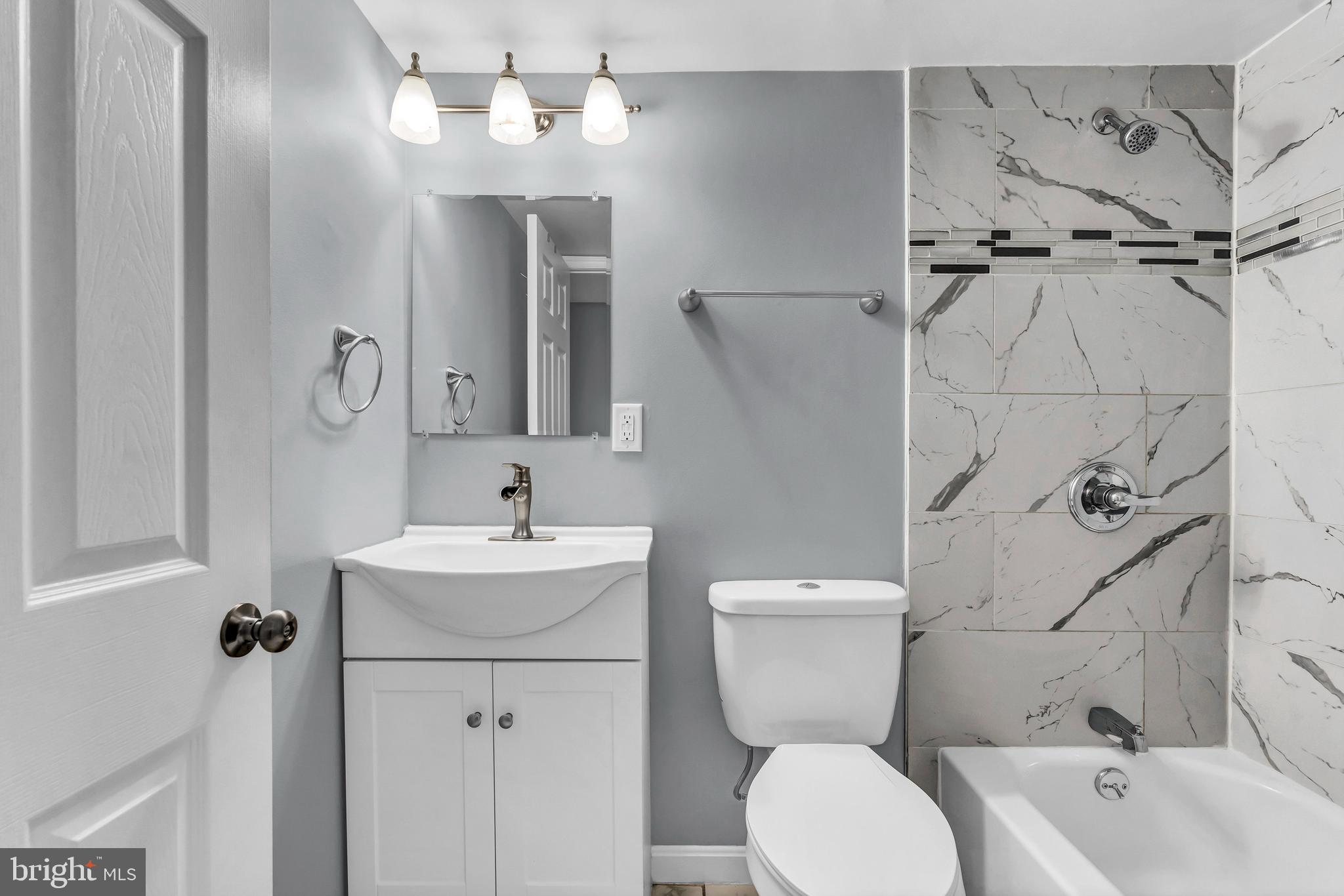 RIVERDALE - Residential