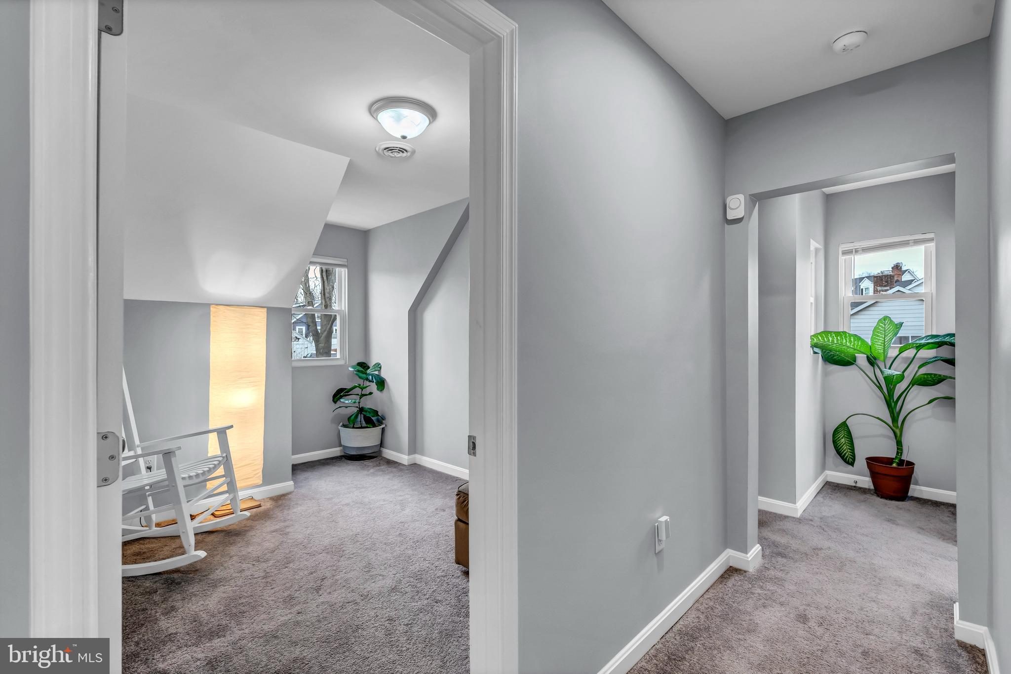 RIVERDALE - Residential