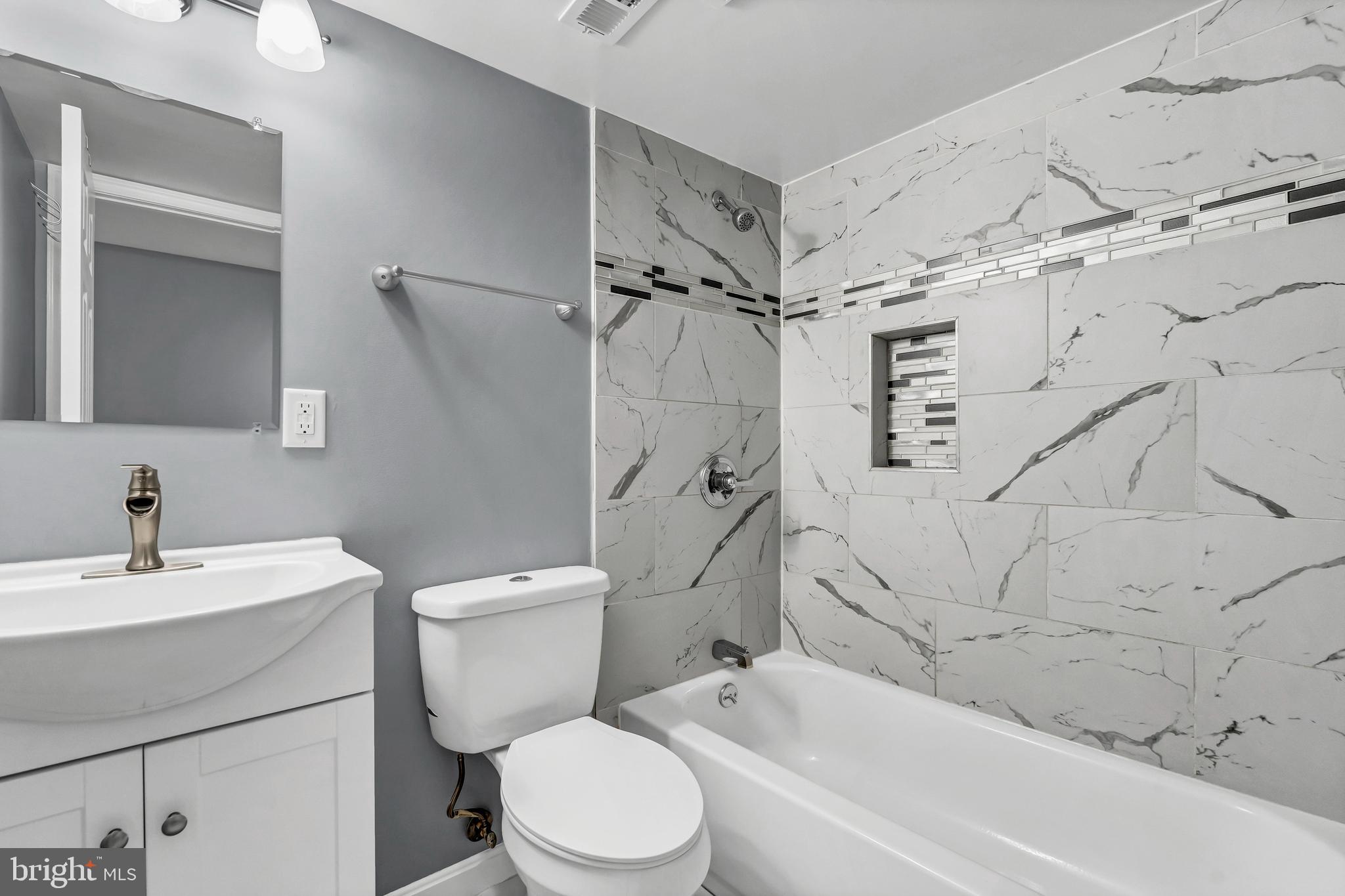 RIVERDALE - Residential