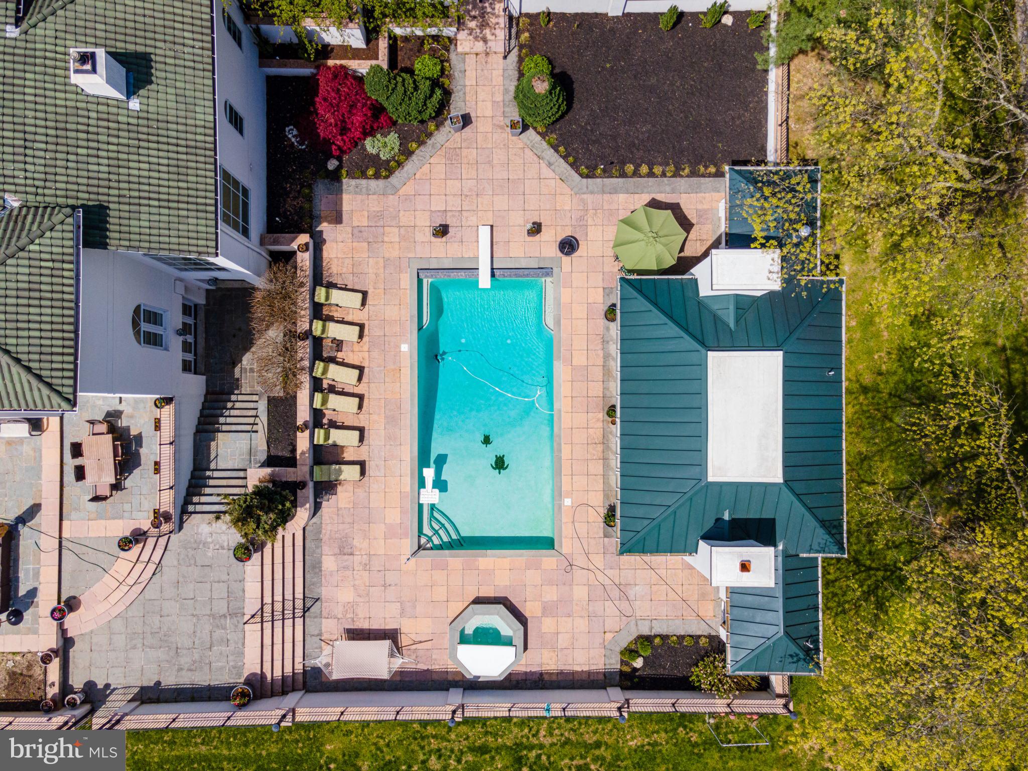 HILLSTEAD - Residential