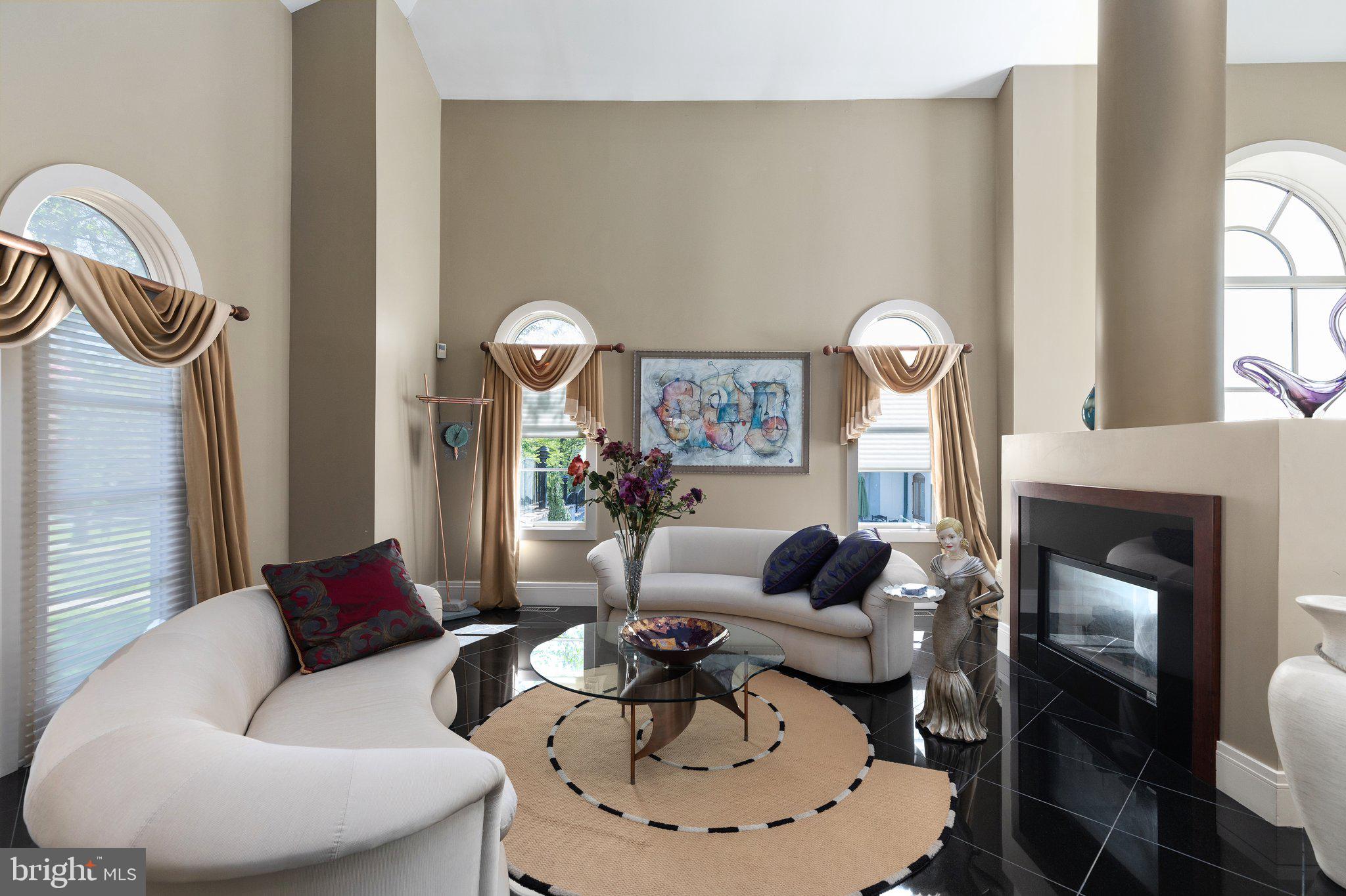 HILLSTEAD - Residential