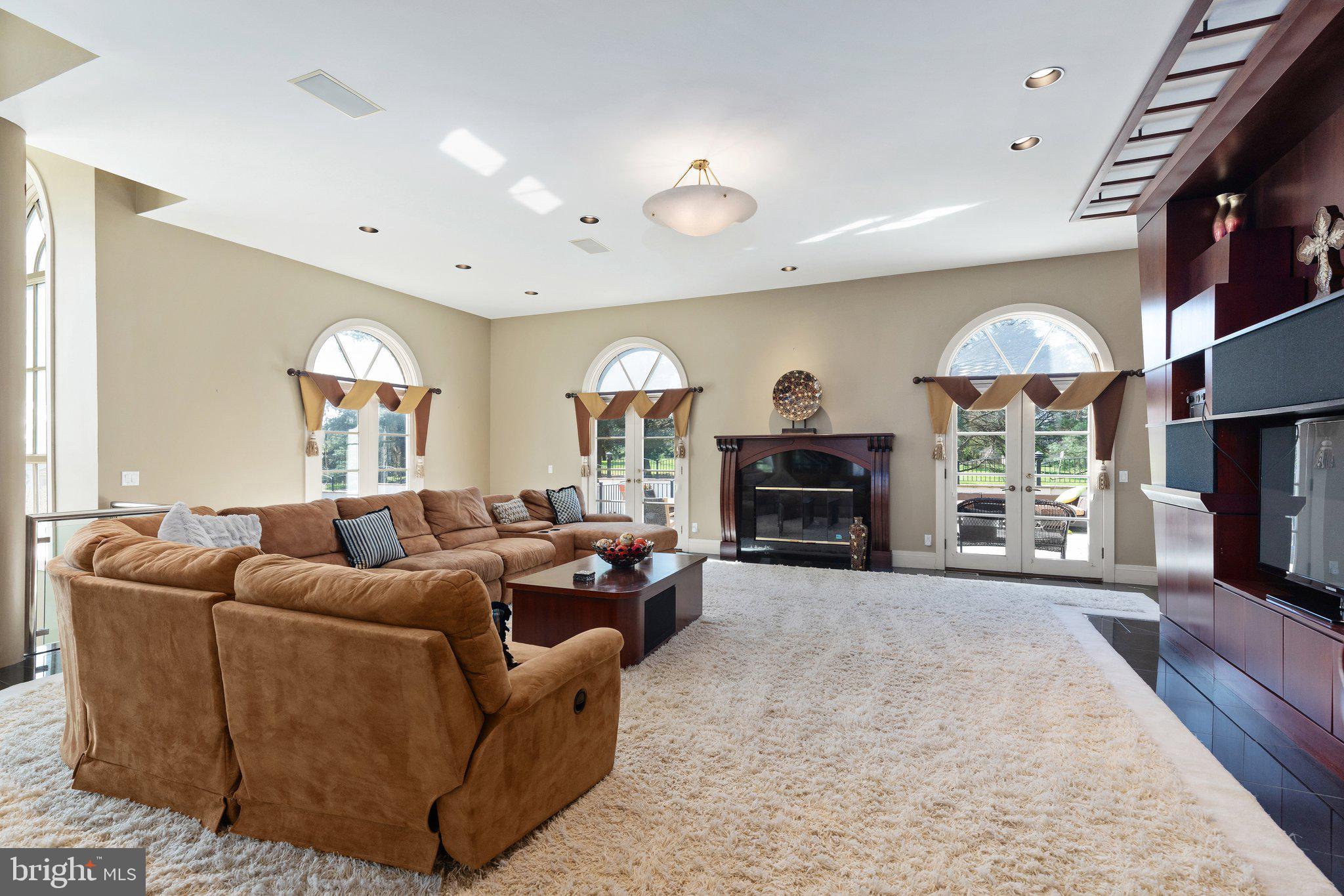 HILLSTEAD - Residential