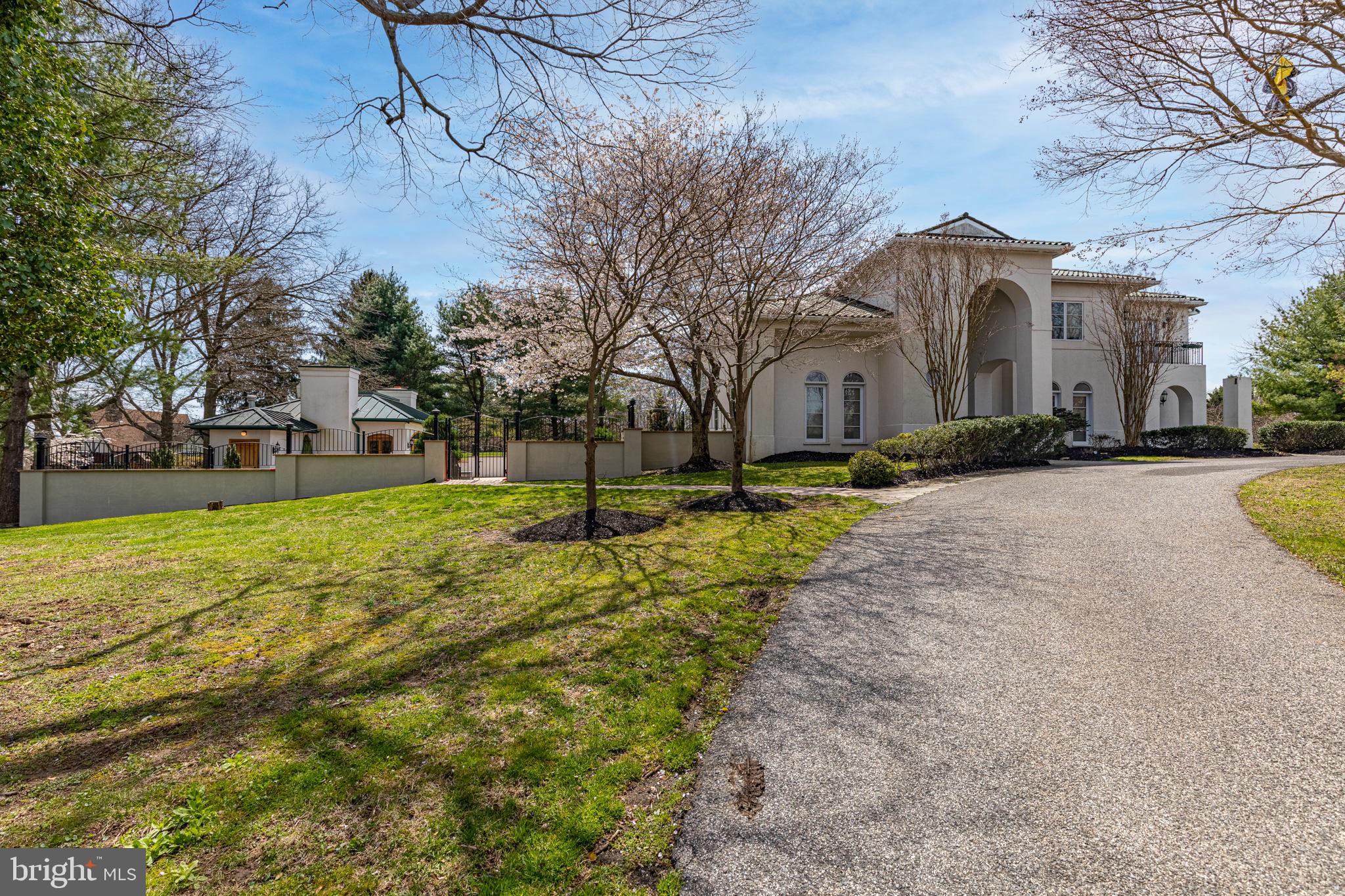 HILLSTEAD - Residential