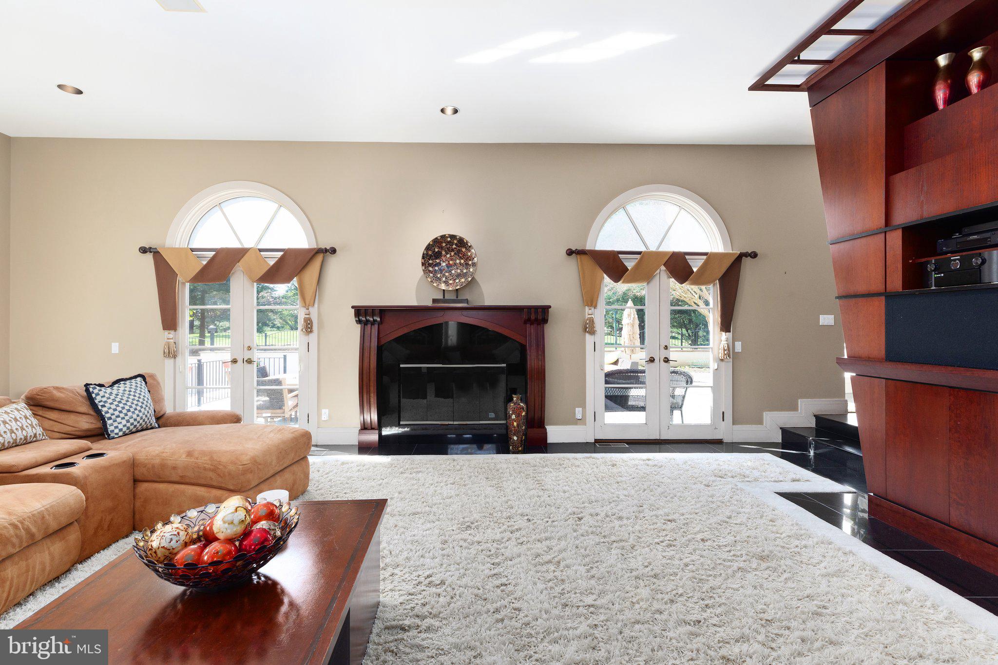 HILLSTEAD - Residential