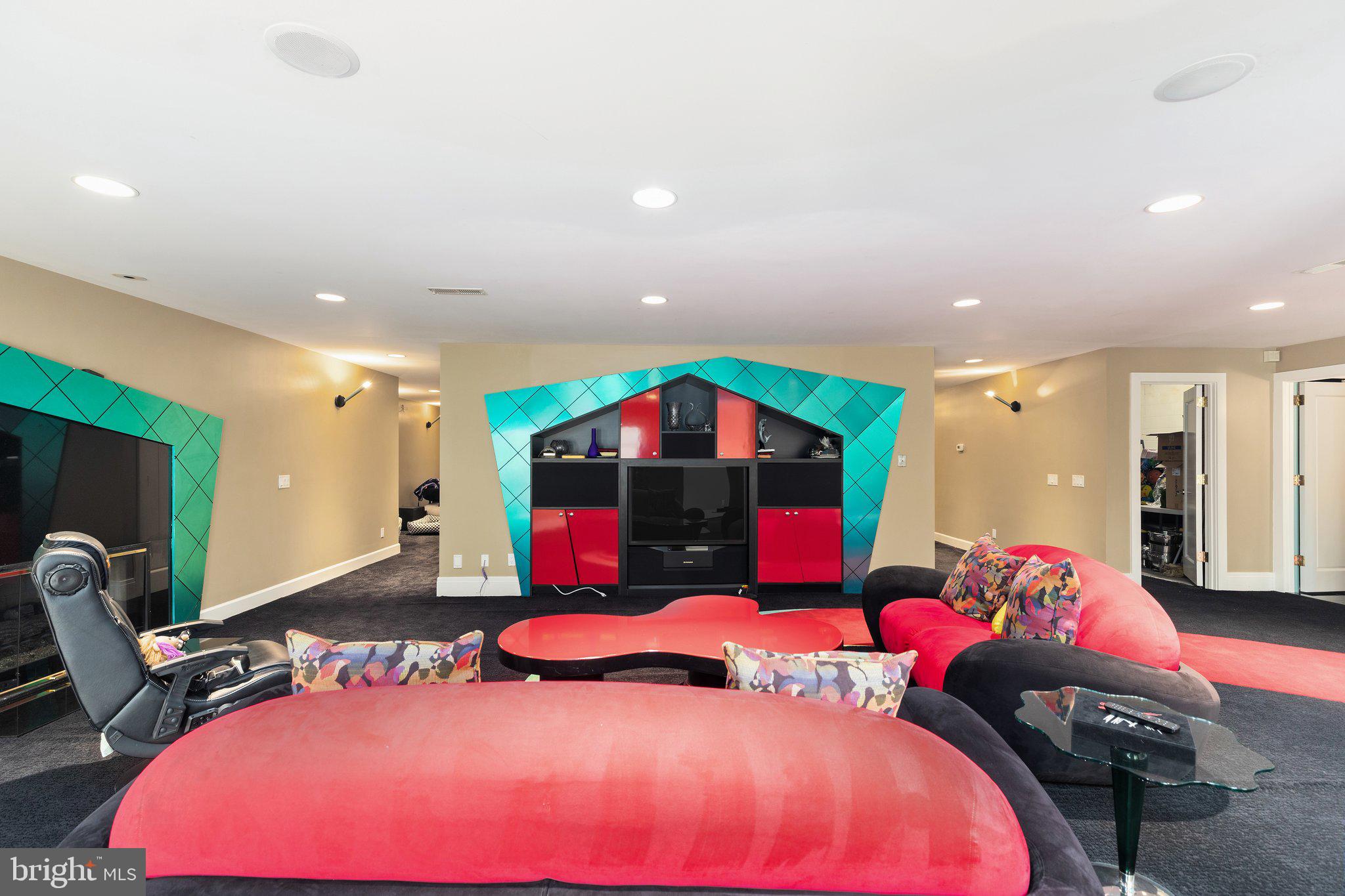 HILLSTEAD - Residential