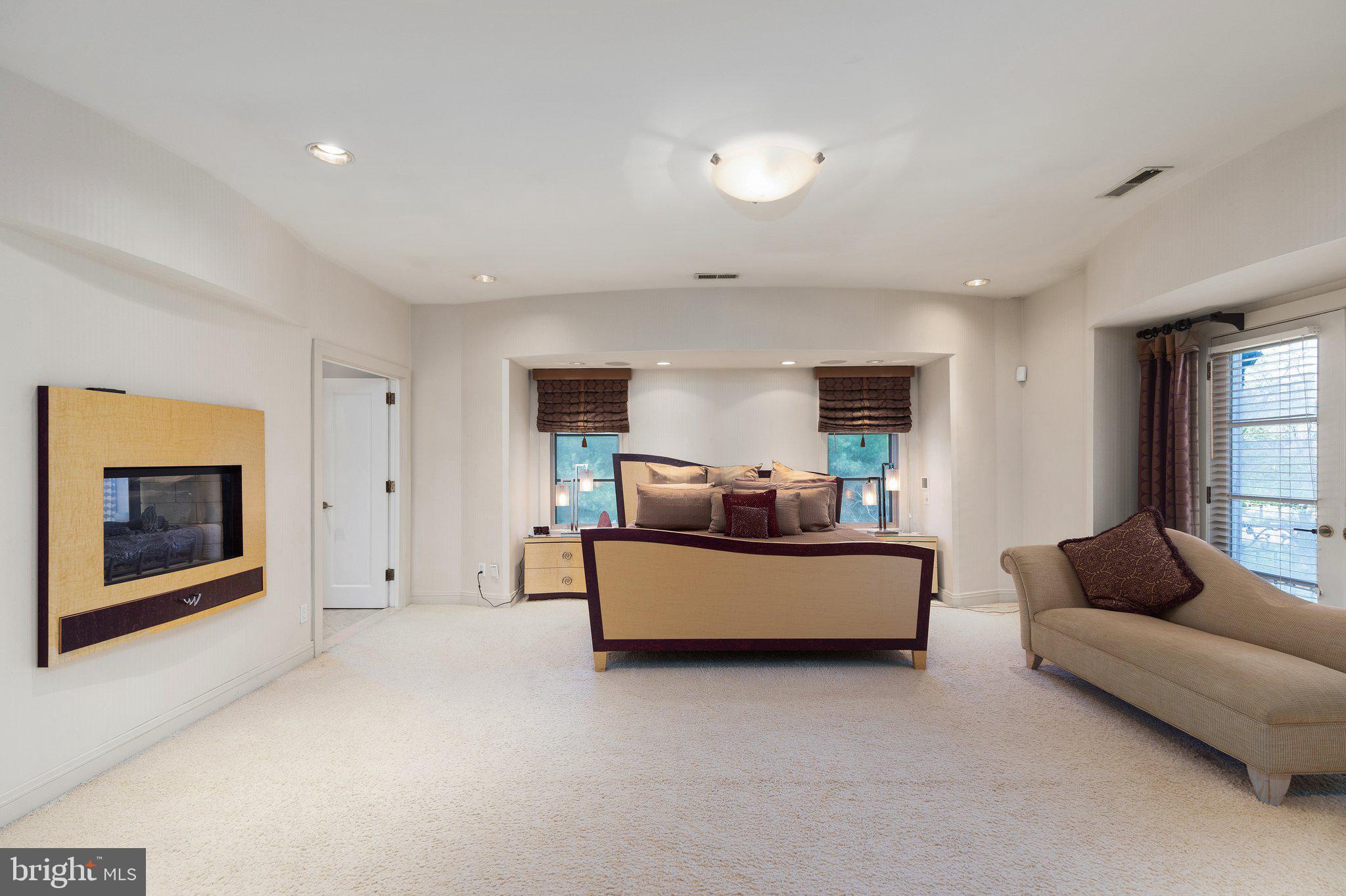 HILLSTEAD - Residential