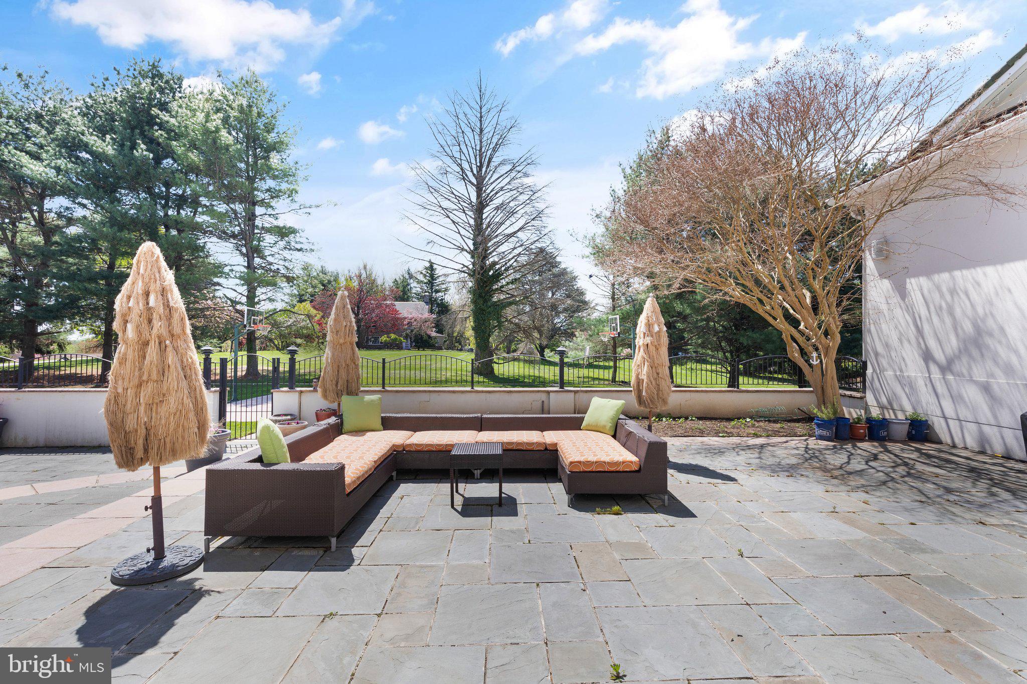 HILLSTEAD - Residential