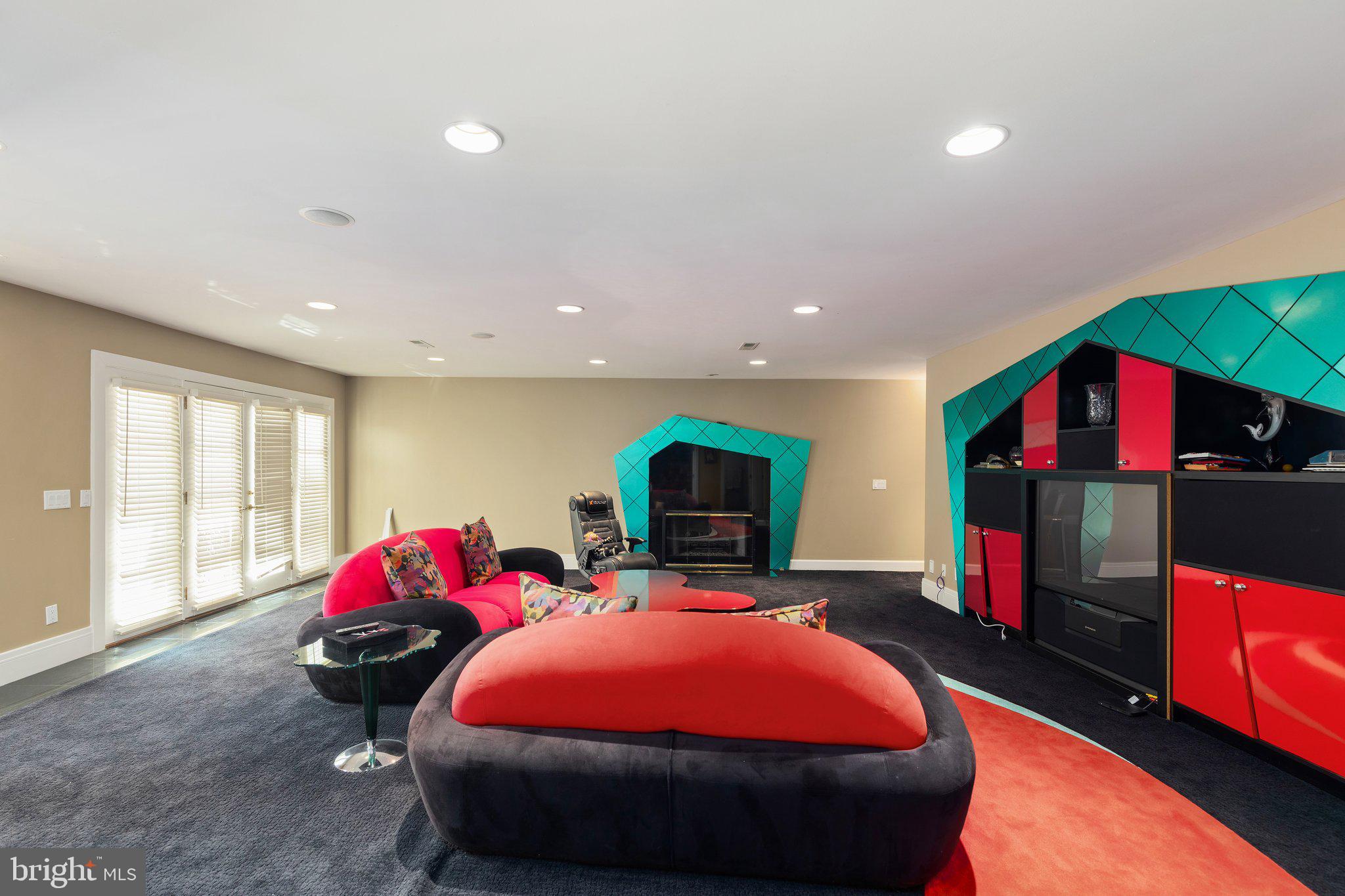 HILLSTEAD - Residential