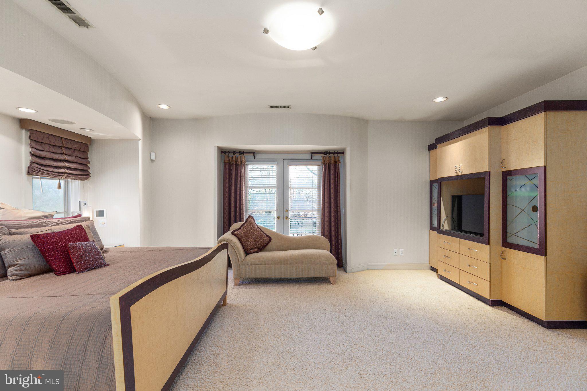 HILLSTEAD - Residential