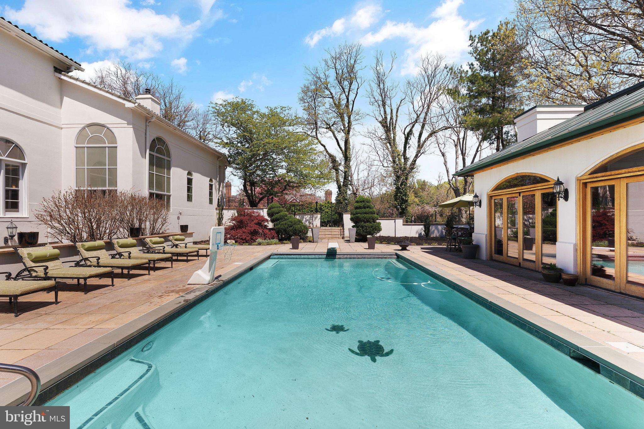 HILLSTEAD - Residential