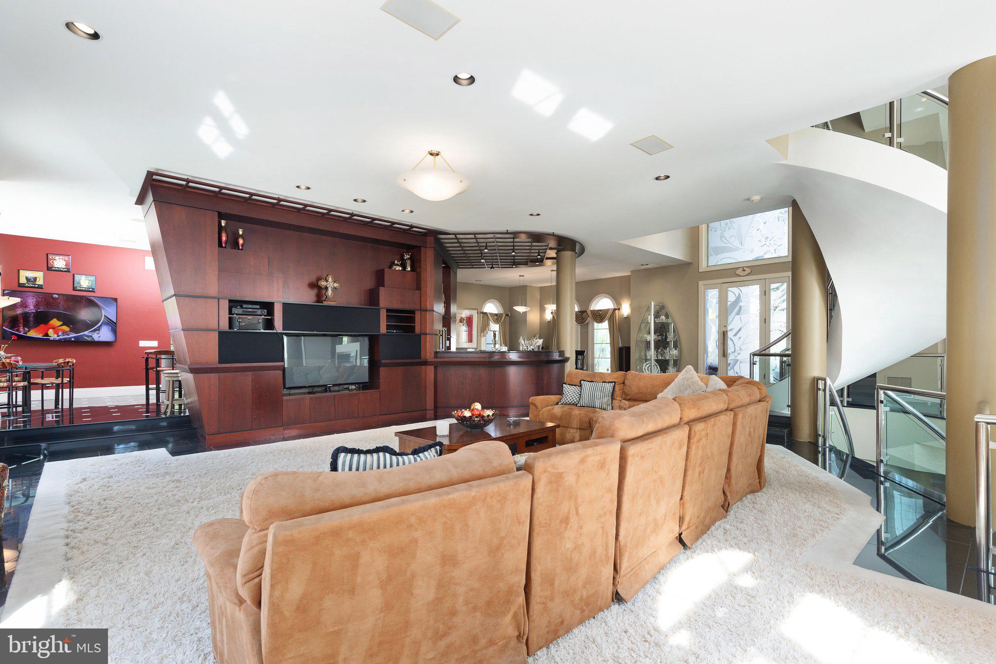 HILLSTEAD - Residential