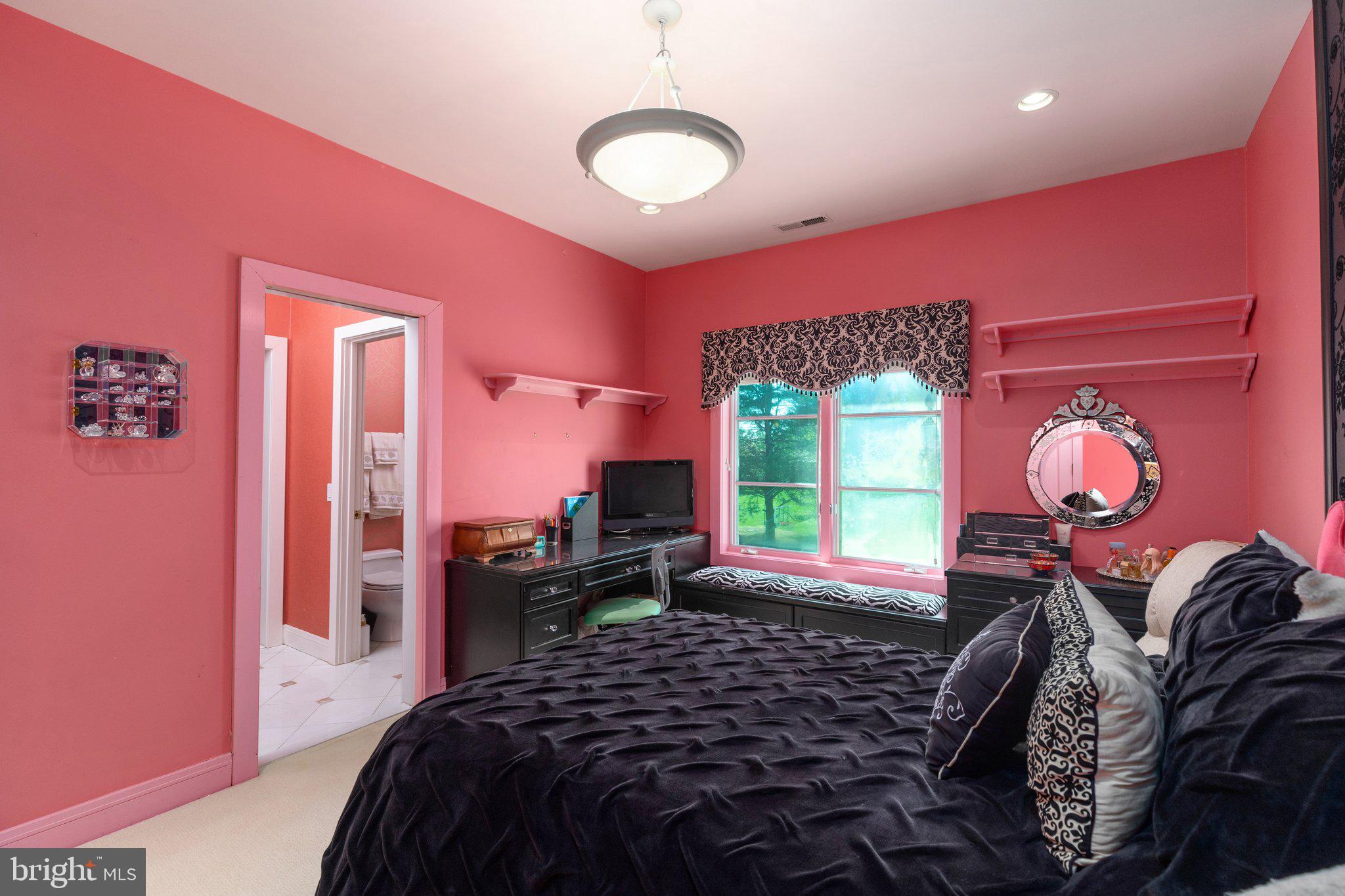 HILLSTEAD - Residential