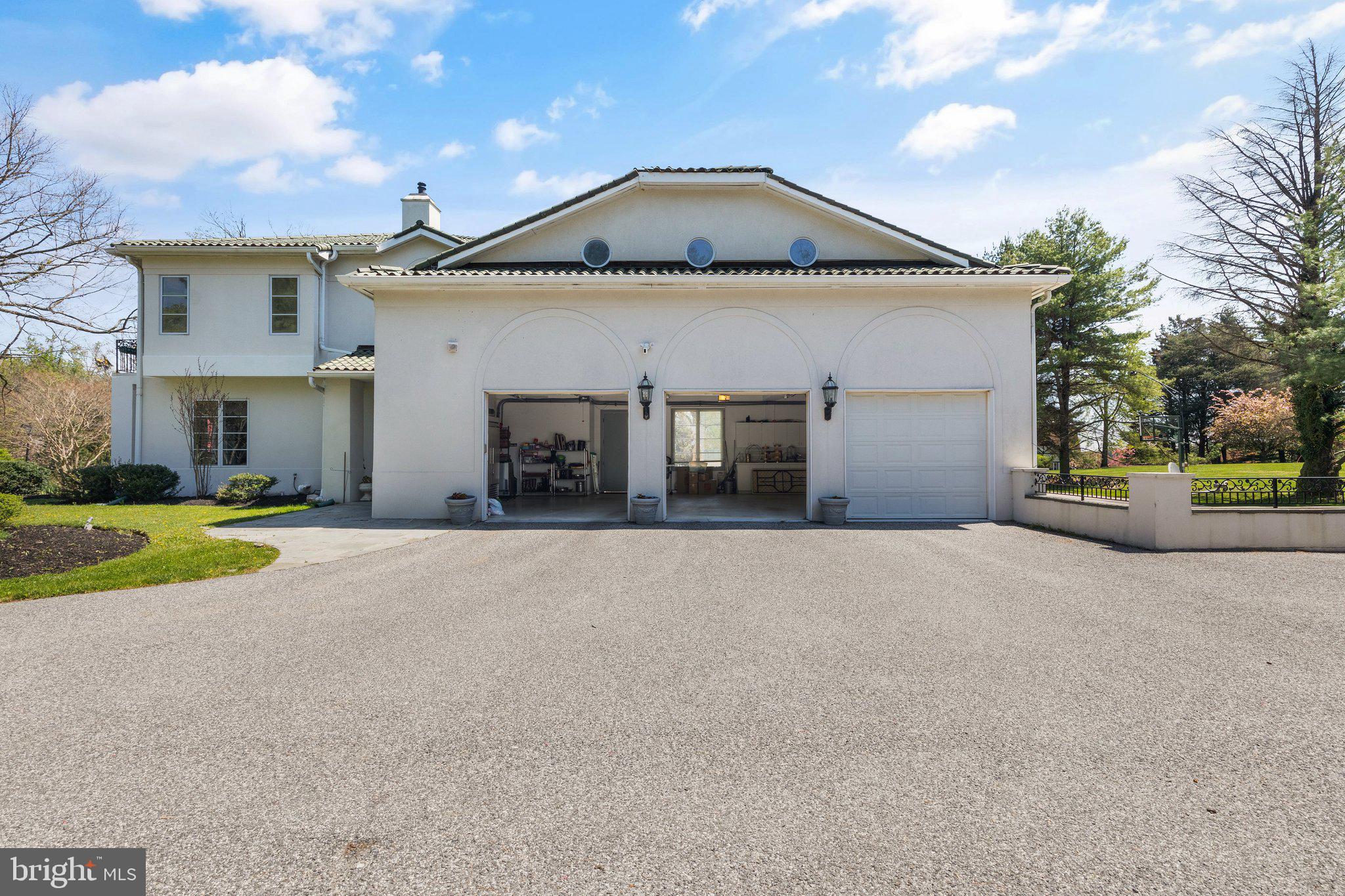 HILLSTEAD - Residential