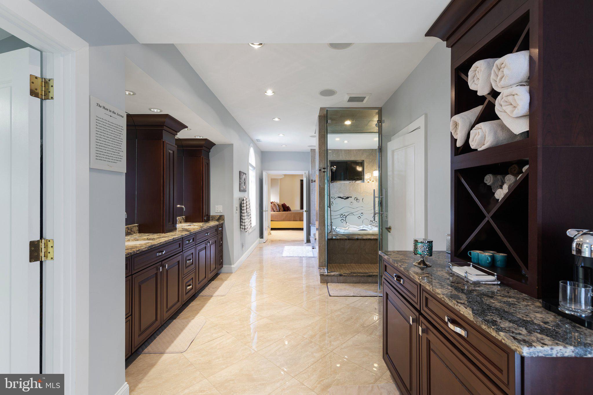 HILLSTEAD - Residential