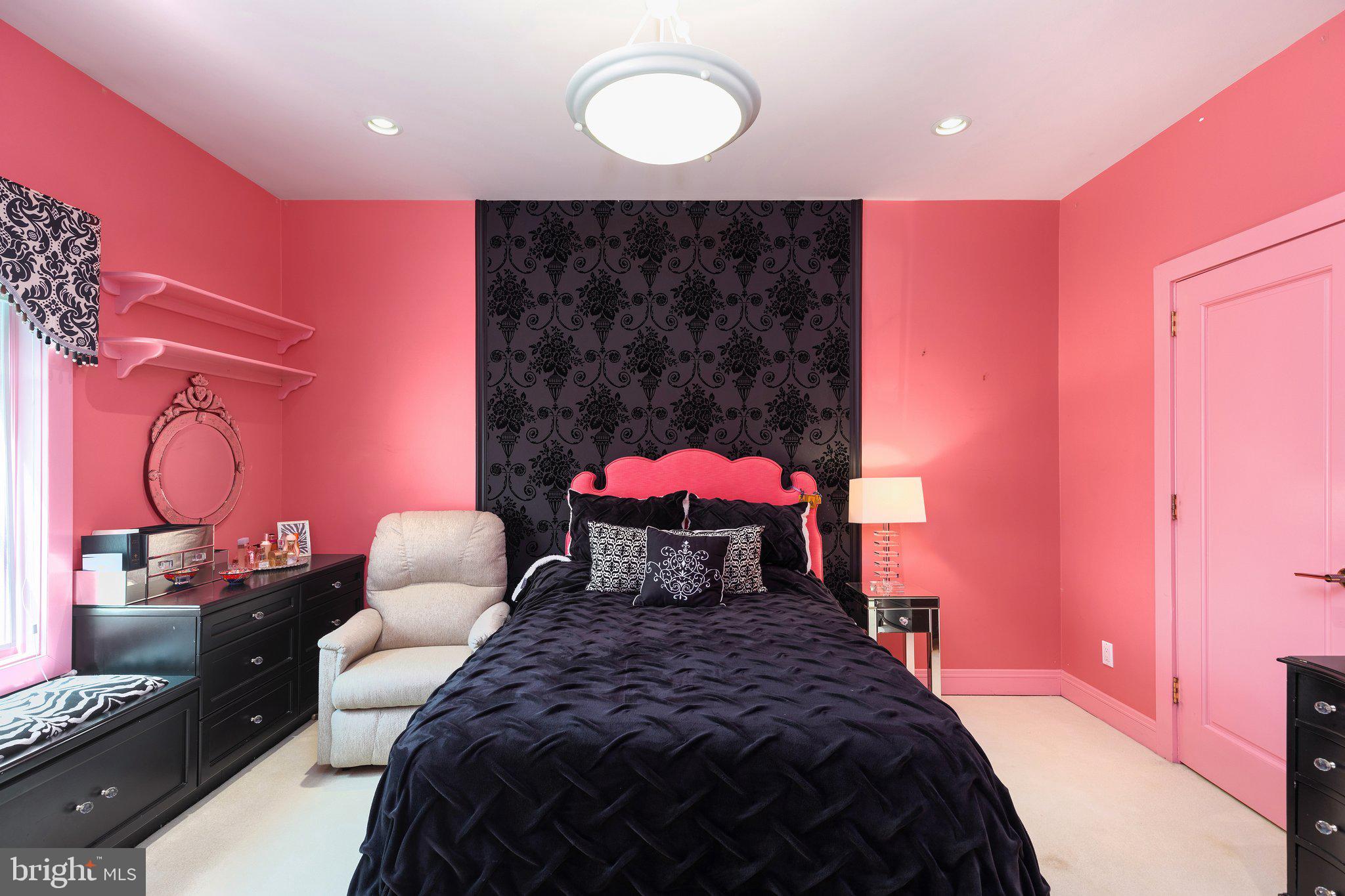 HILLSTEAD - Residential