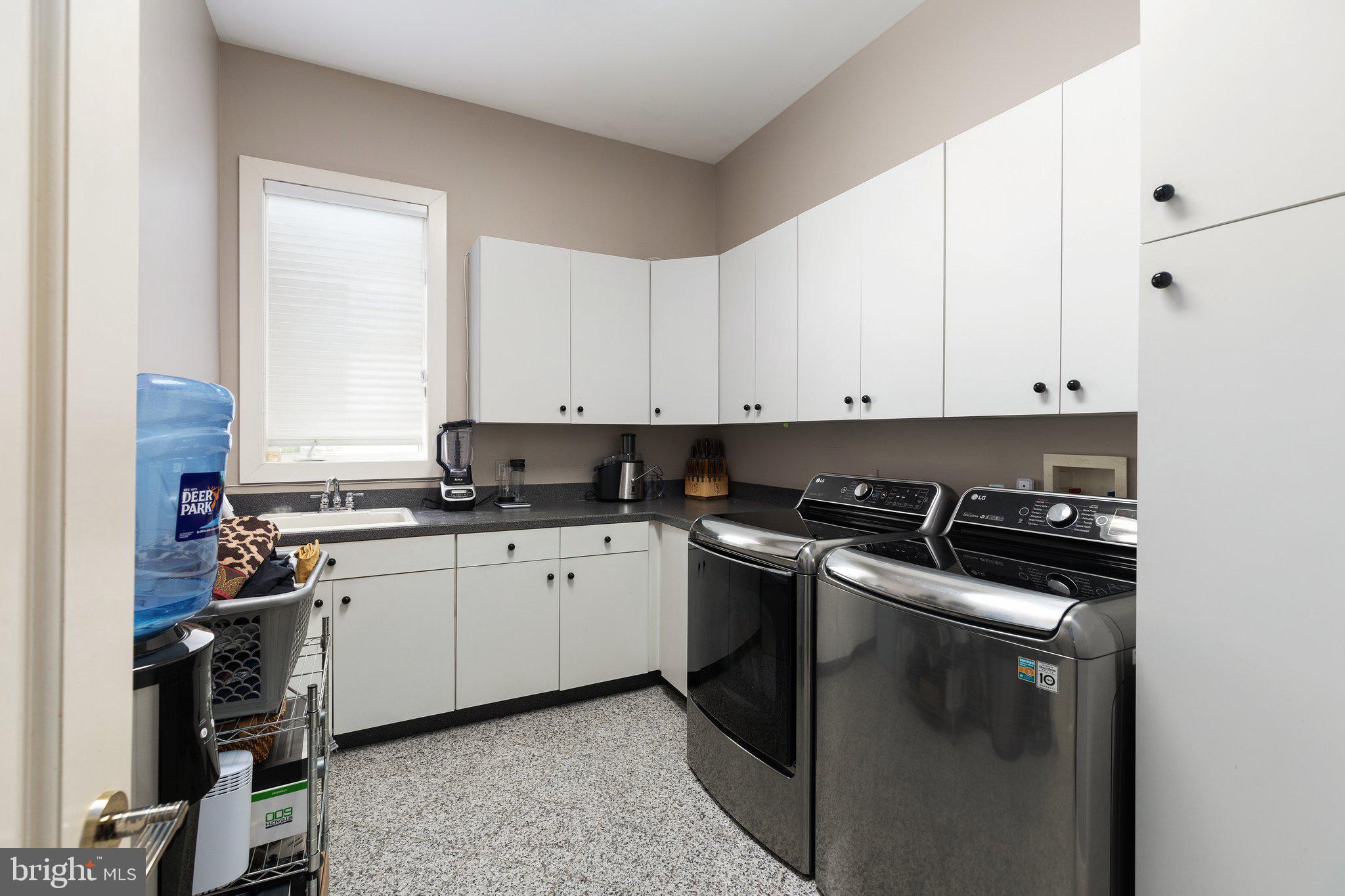 HILLSTEAD - Residential