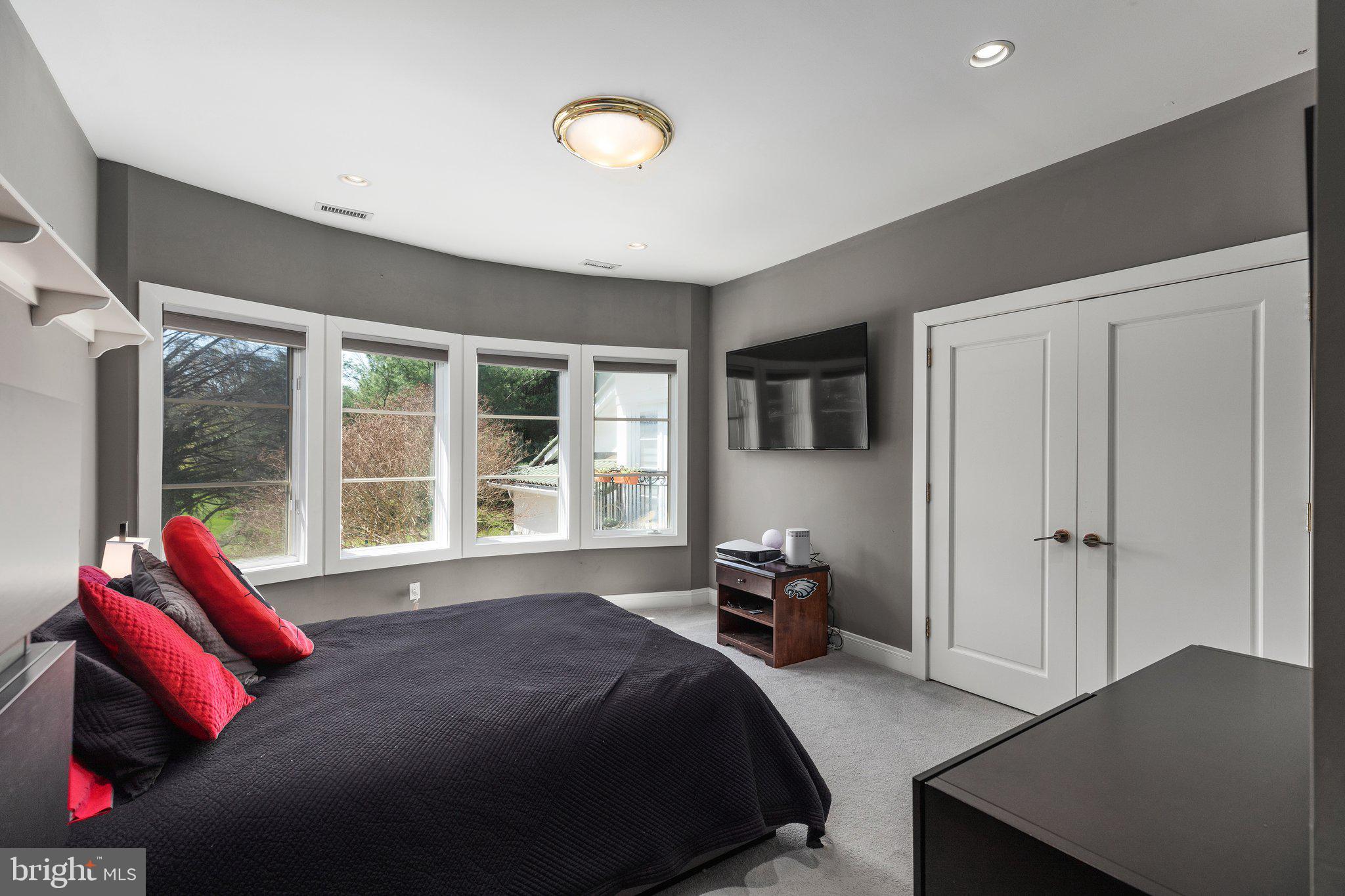 HILLSTEAD - Residential