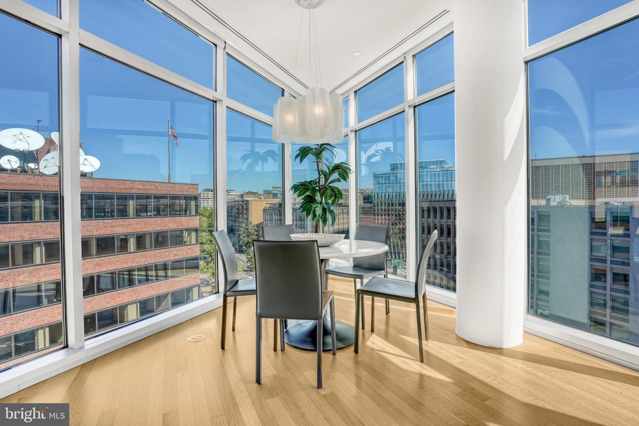 WEST END - Residential