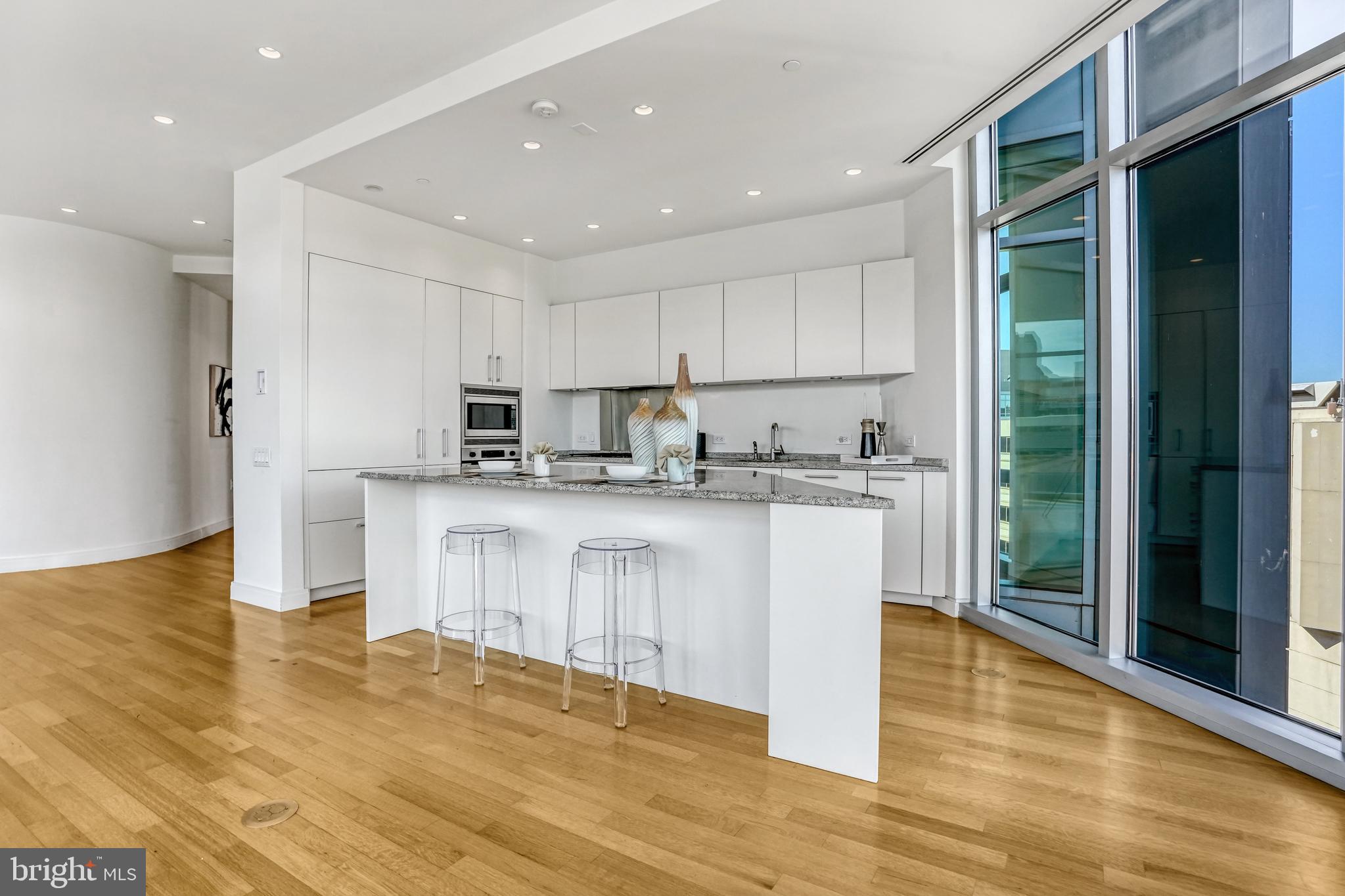 WEST END - Residential
